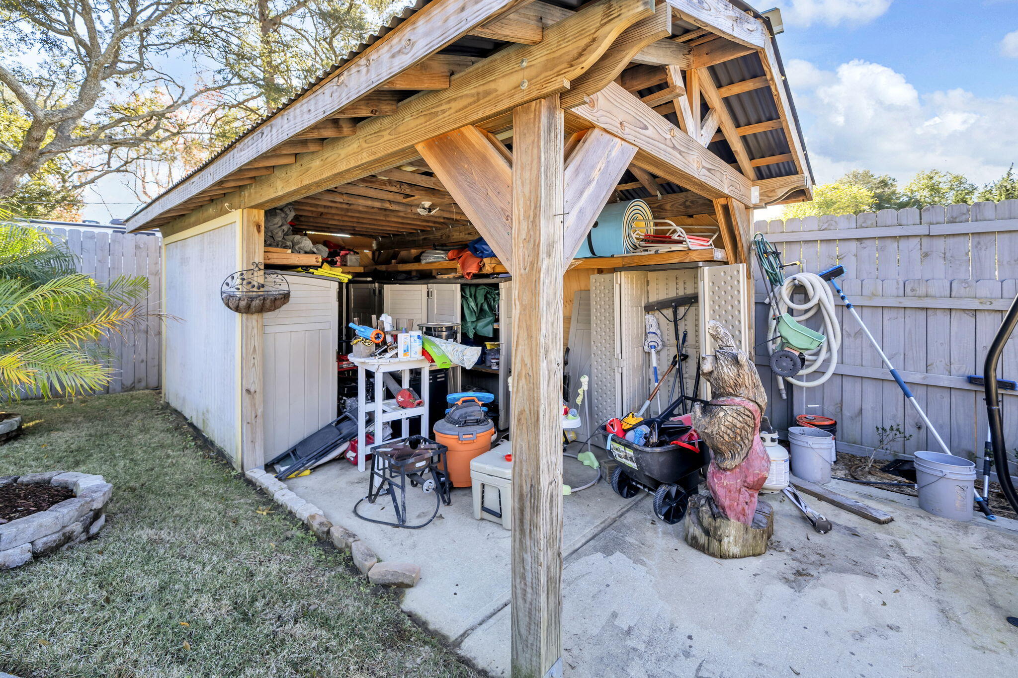 SCHOOLVIEW - Residential