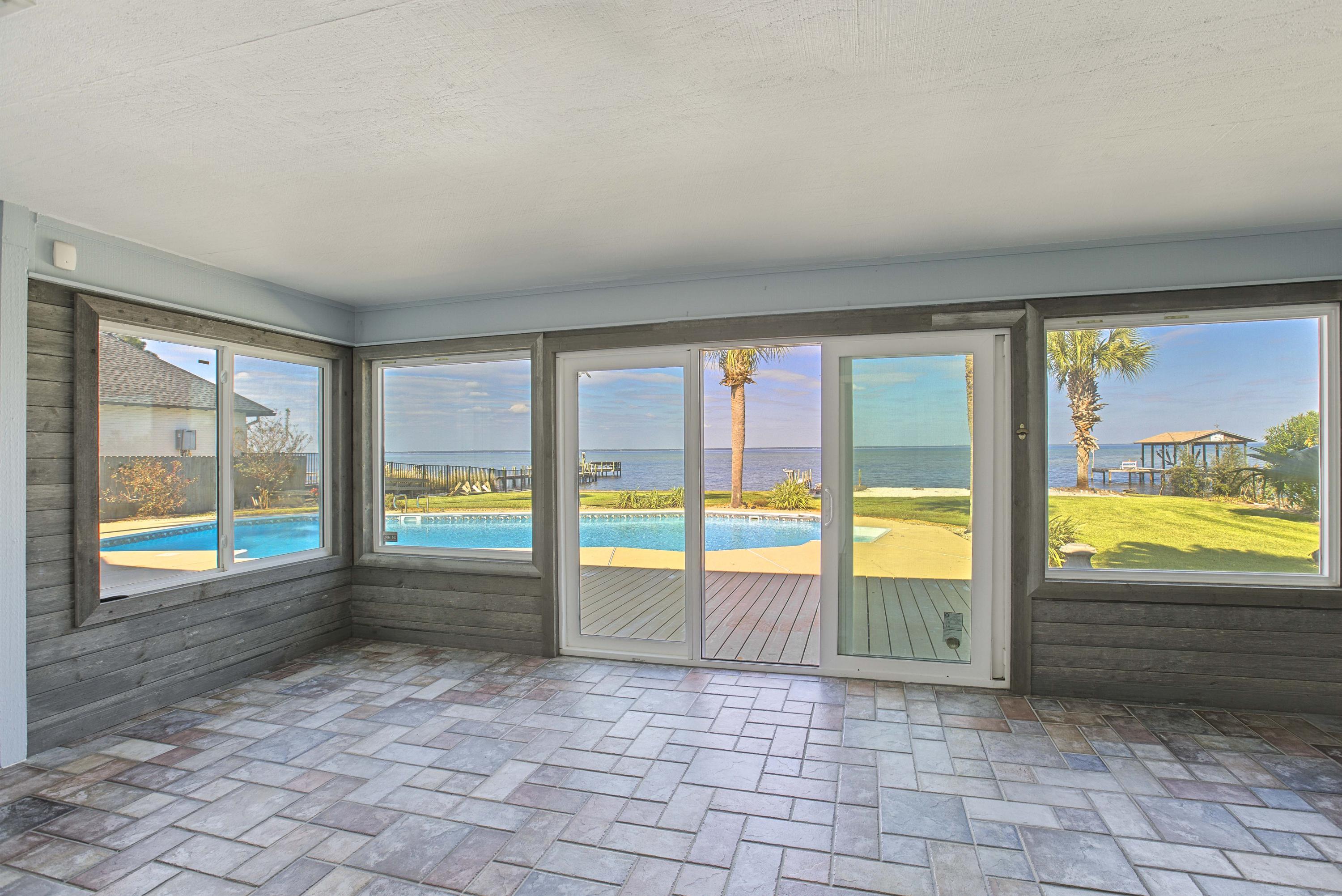 HOLIDAY SHORES ESTATES 1ST ADDN - Residential