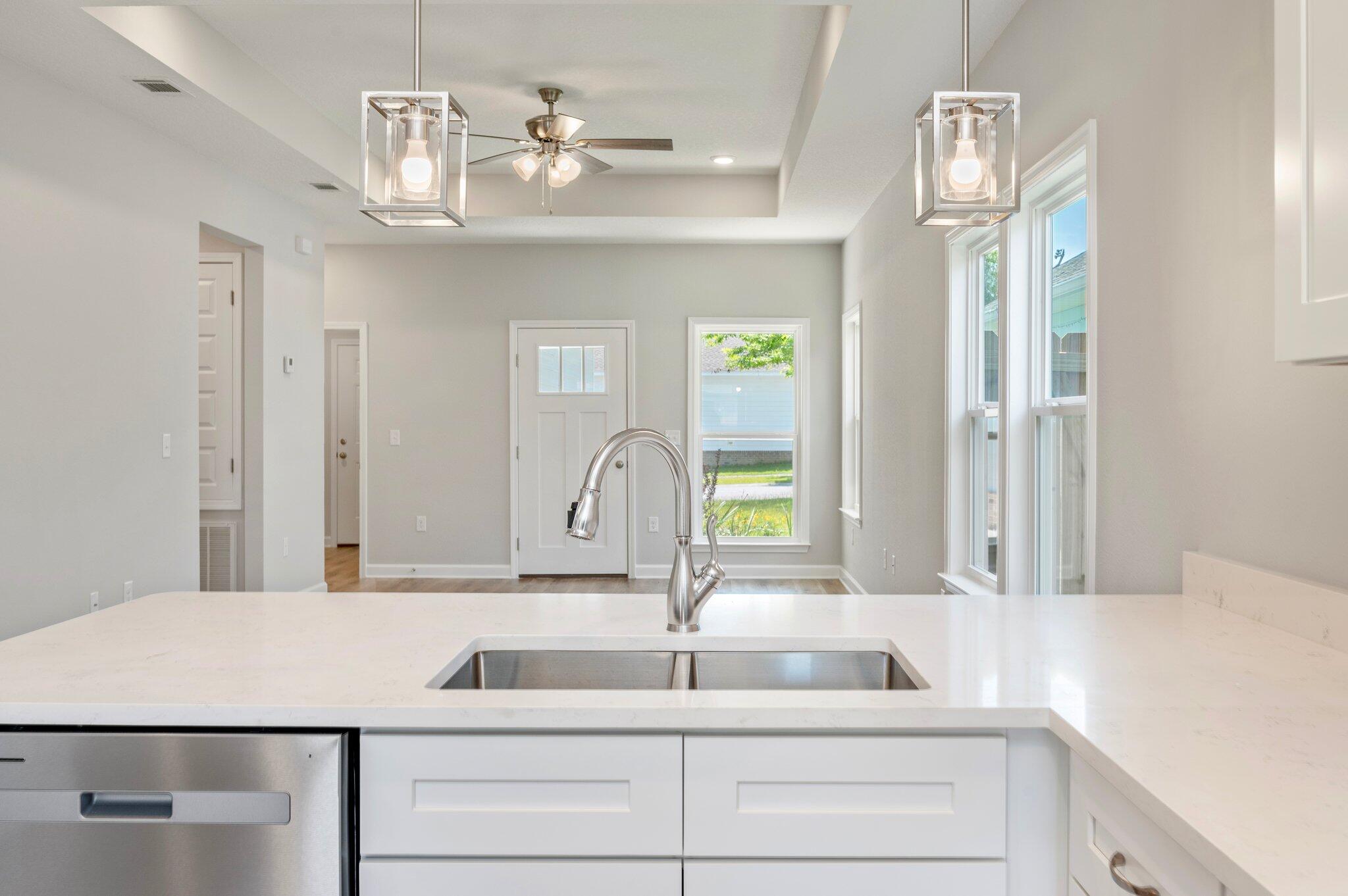 LAGRANGE LANDING - Residential