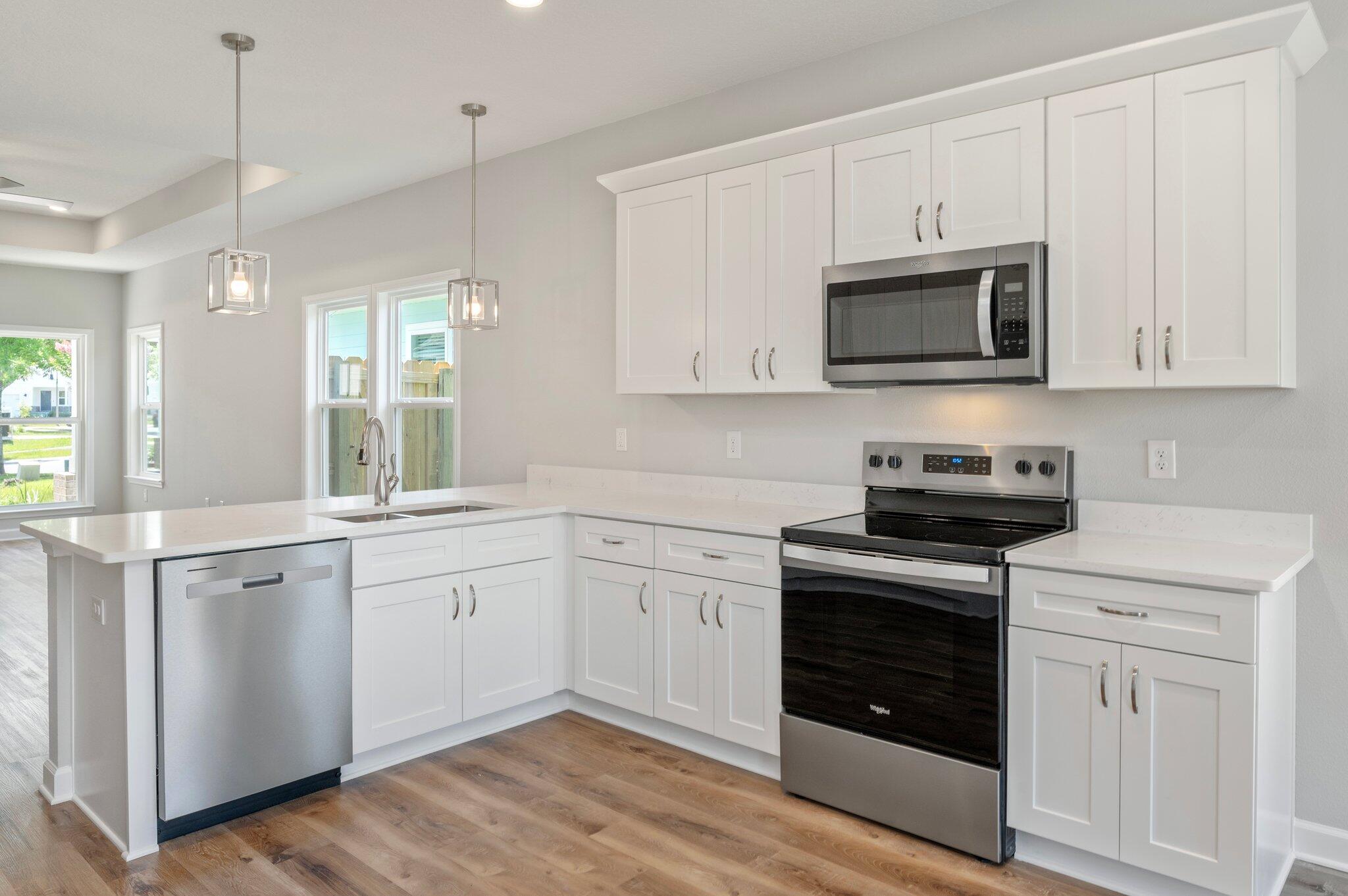 LAGRANGE LANDING - Residential