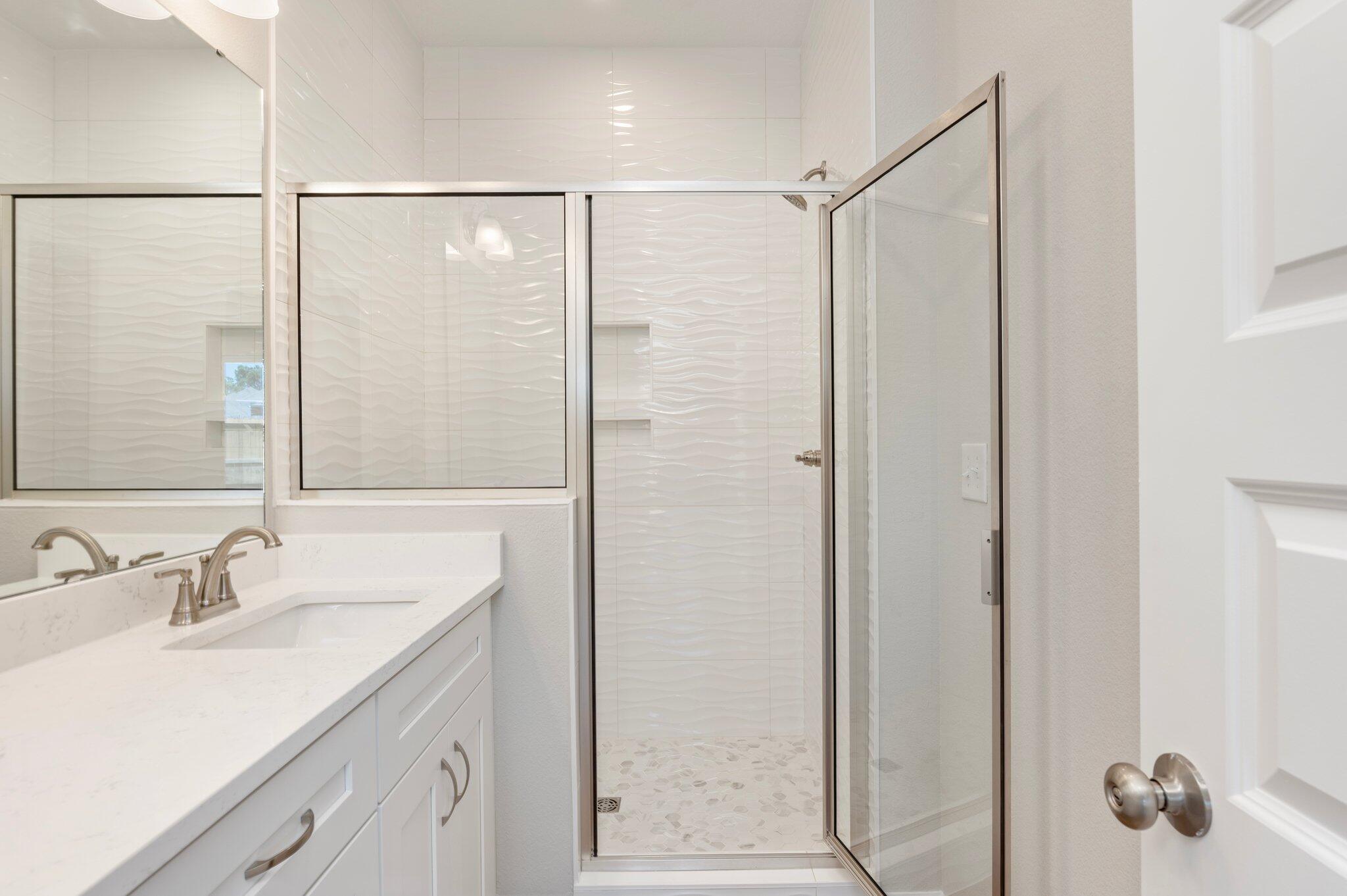 LAGRANGE LANDING - Residential