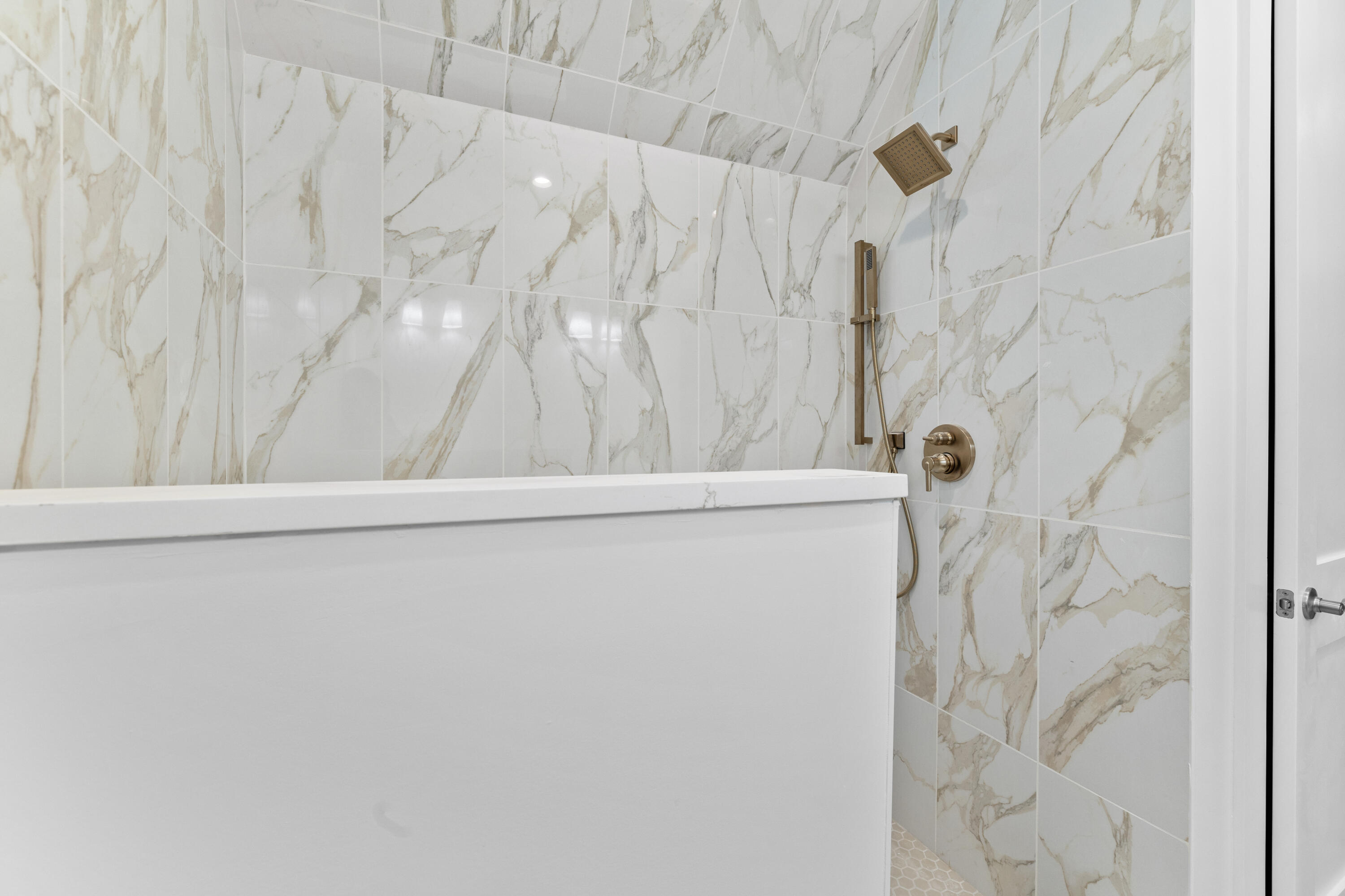 WILD HERON - Residential