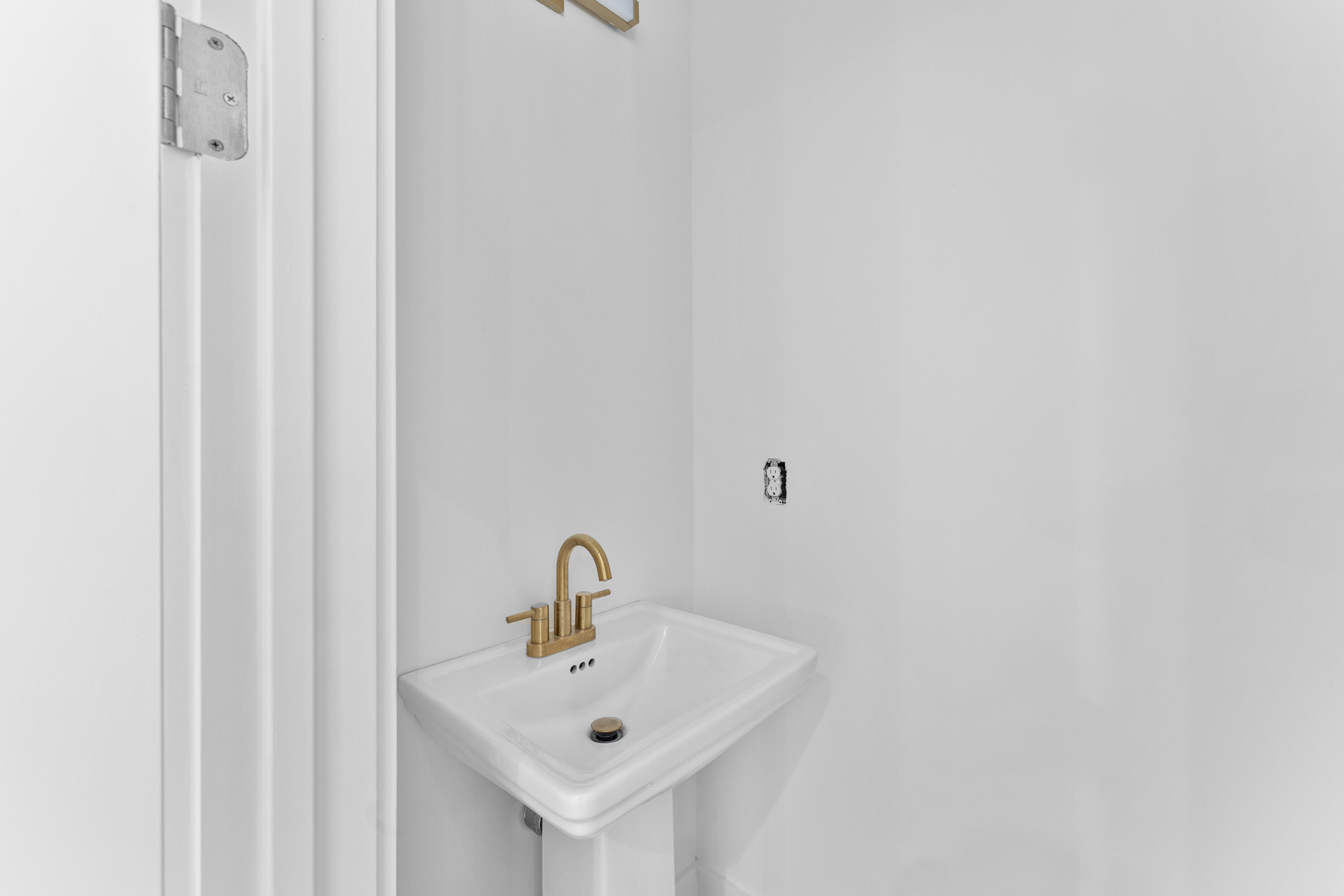 WILD HERON - Residential