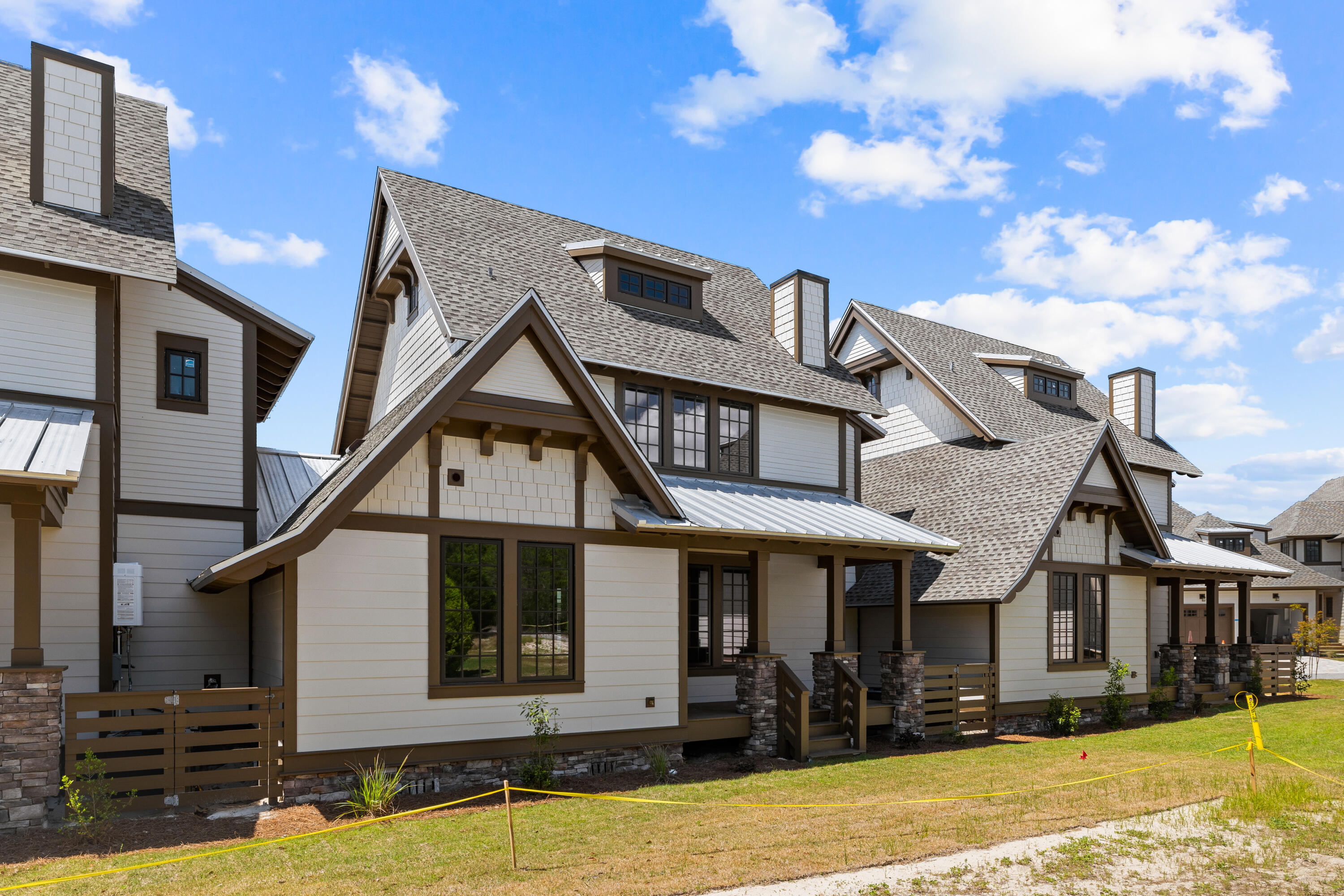 WILD HERON - Residential