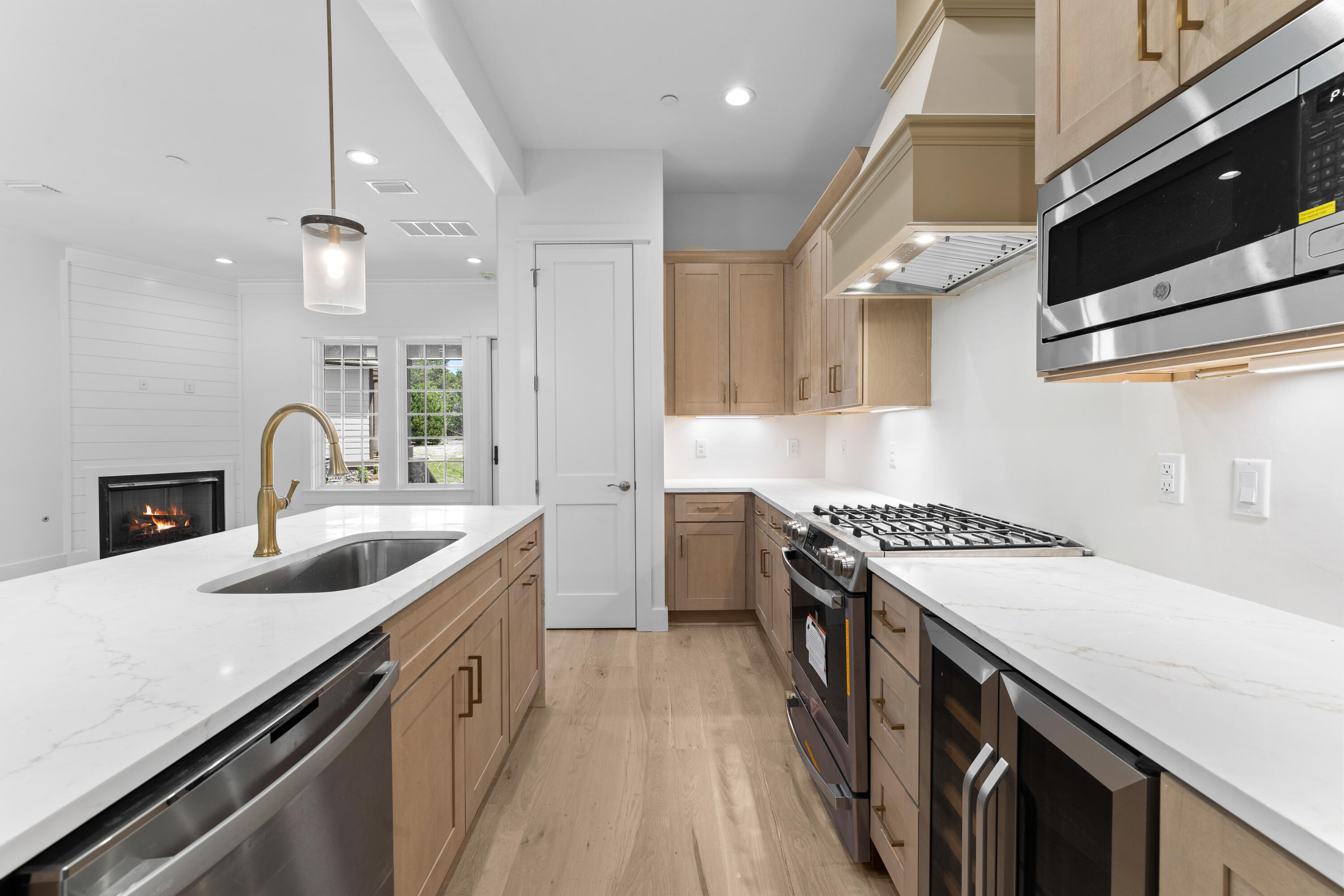 WILD HERON - Residential