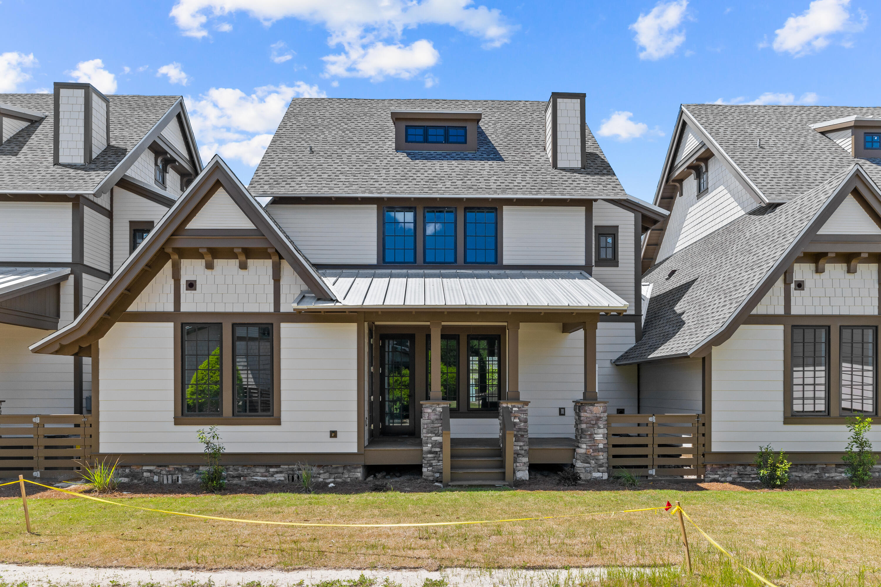 WILD HERON - Residential