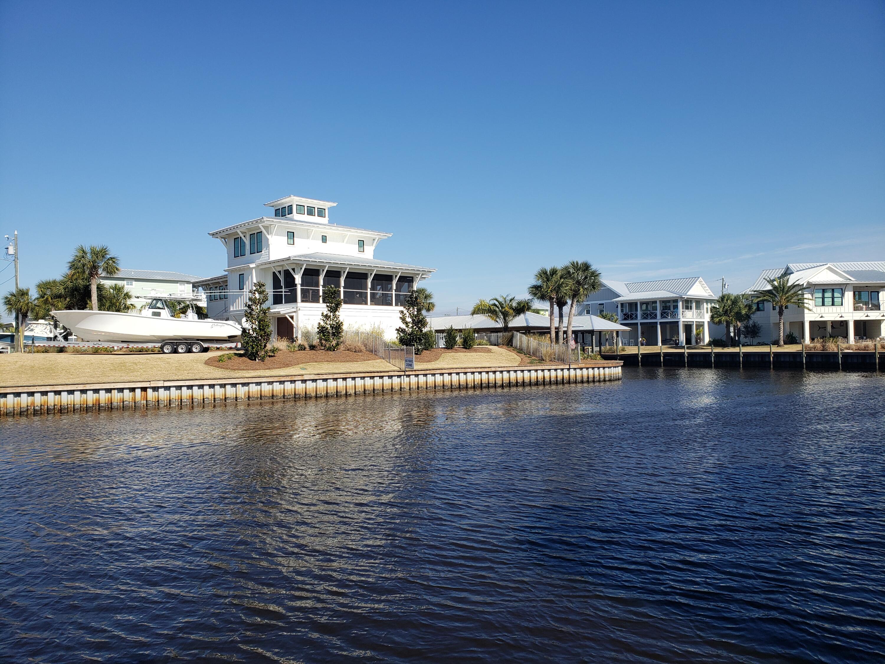 West End Harbour - Residential