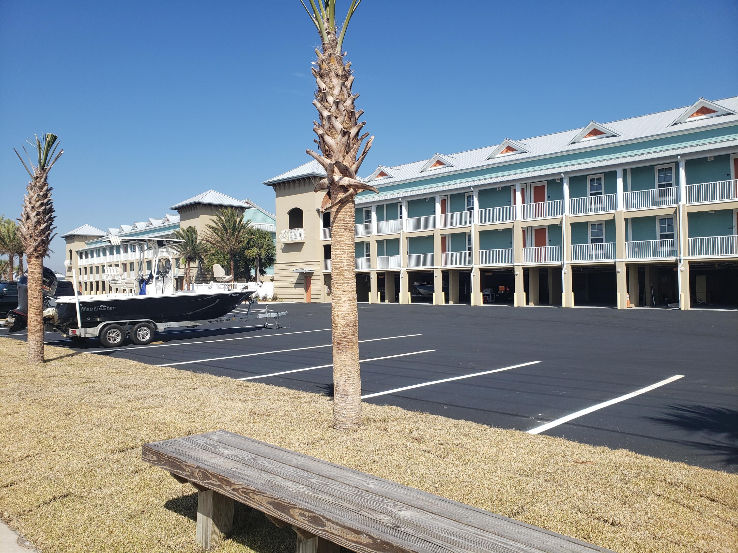 West End Harbour - Residential