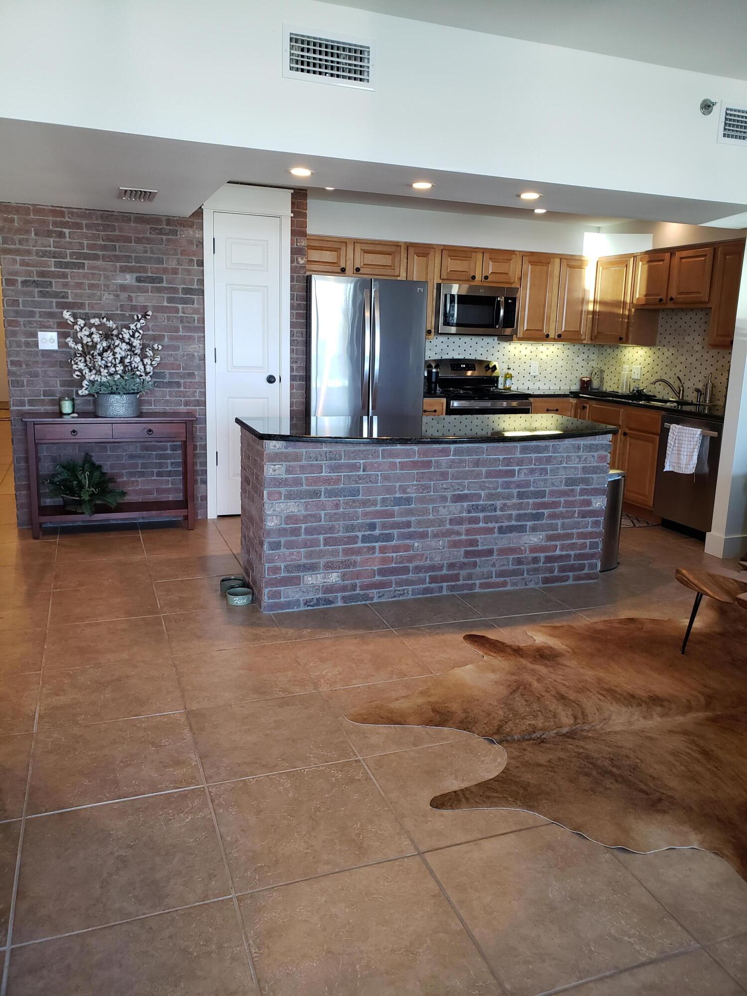 West End Harbour - Residential