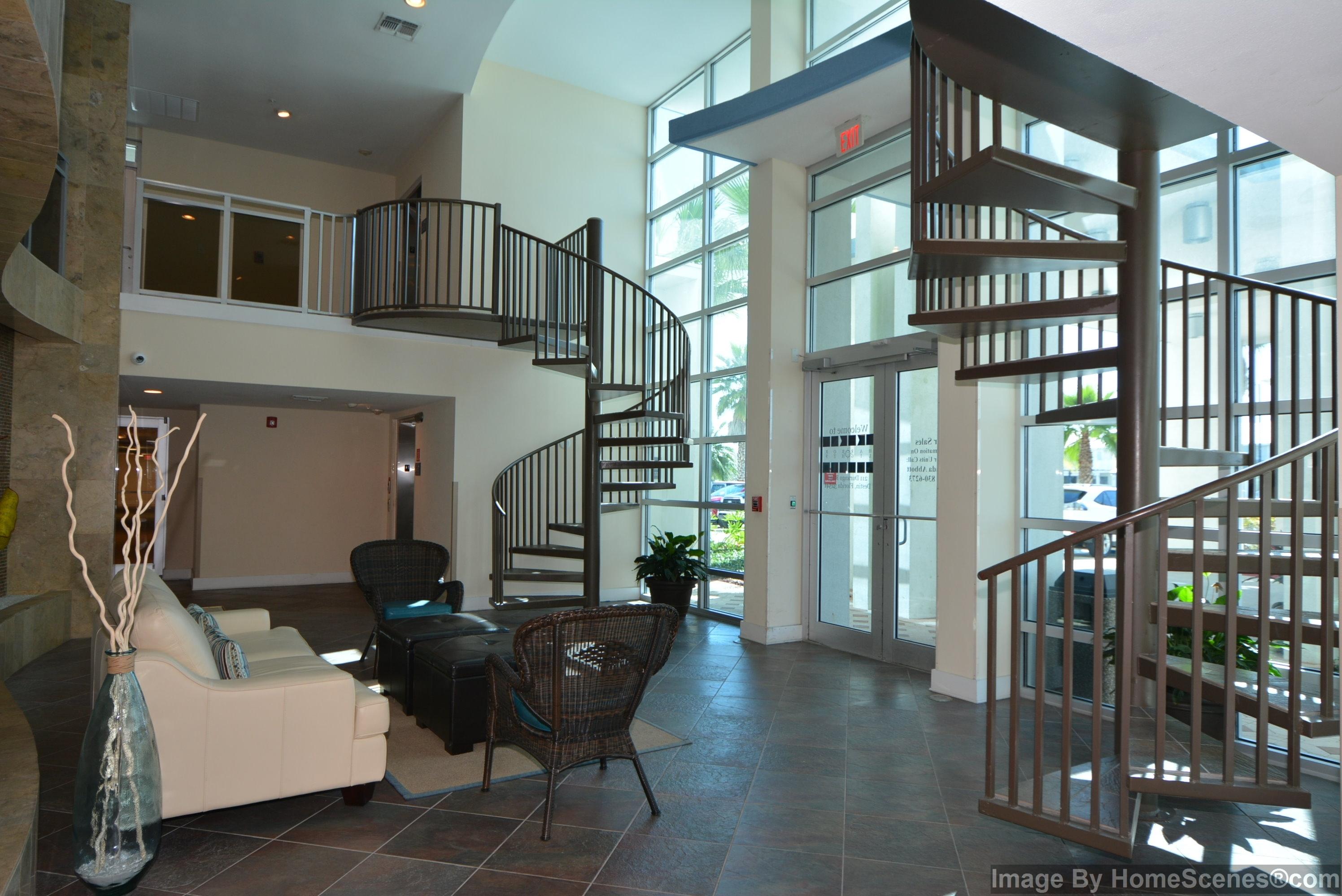 HARBOR LIGHTS - Residential