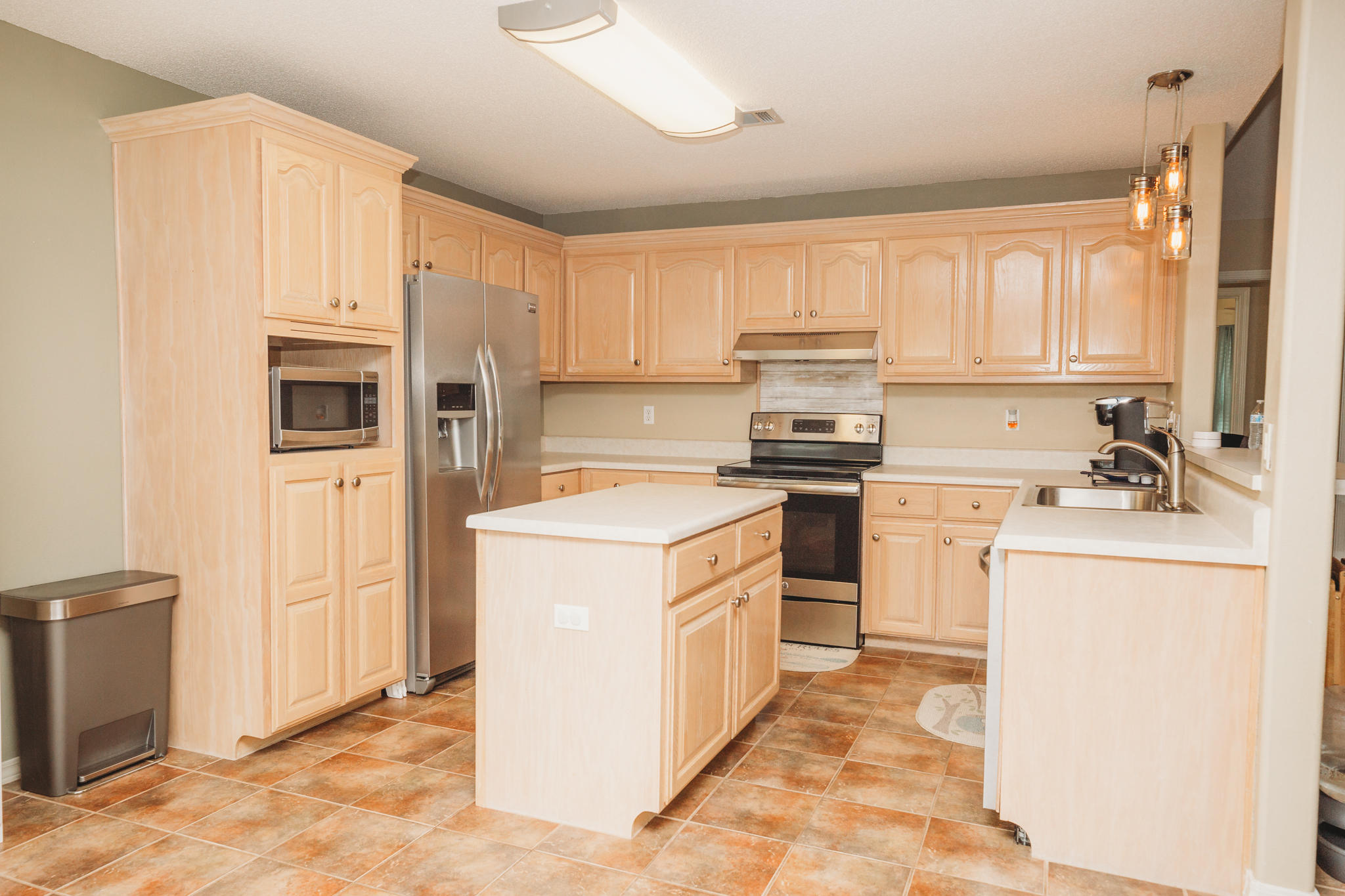 HIDDEN ESTATES - Residential