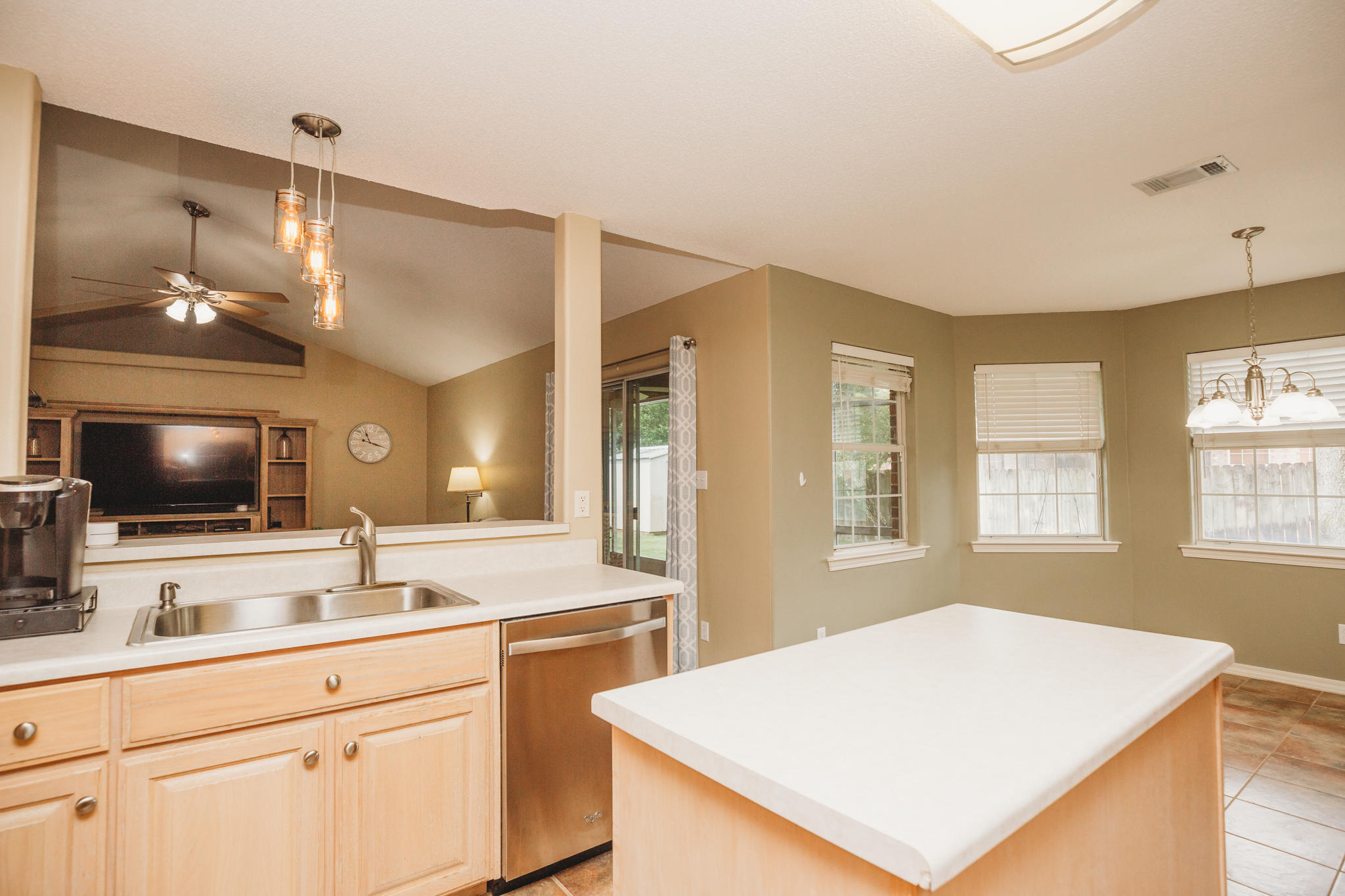 HIDDEN ESTATES - Residential