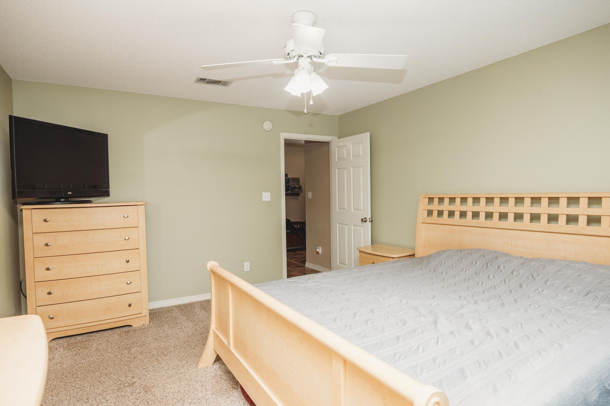 HIDDEN ESTATES - Residential