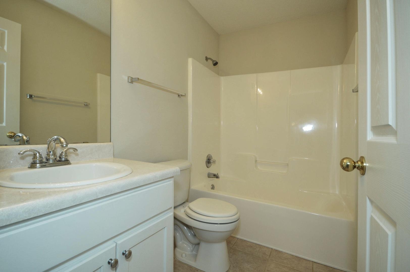 HOLLEY BY THE SEA - Residential