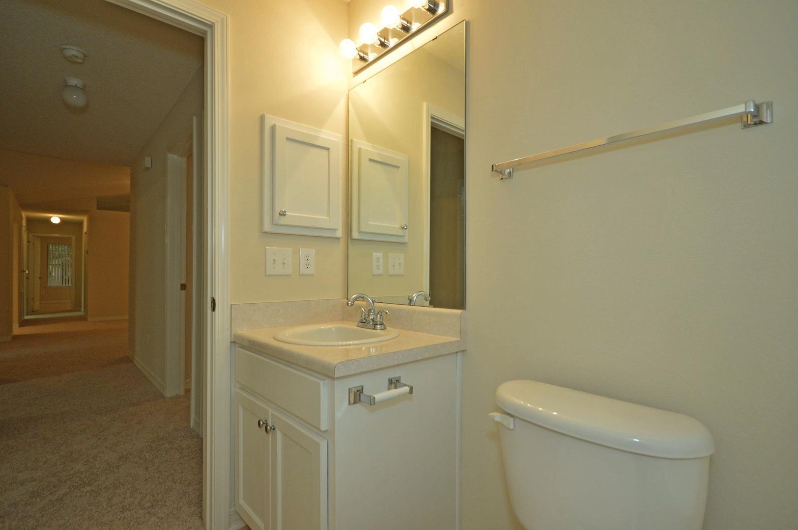 HOLLEY BY THE SEA - Residential