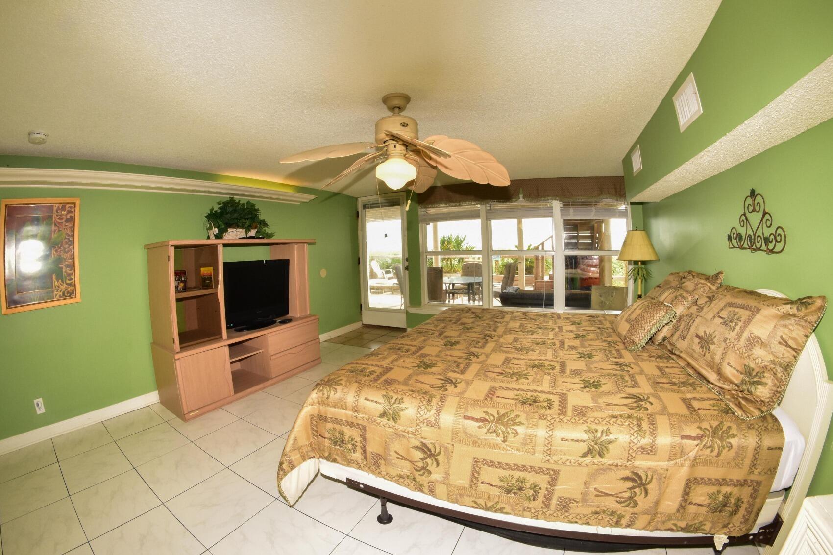SILVER SANDS BEACH - Residential