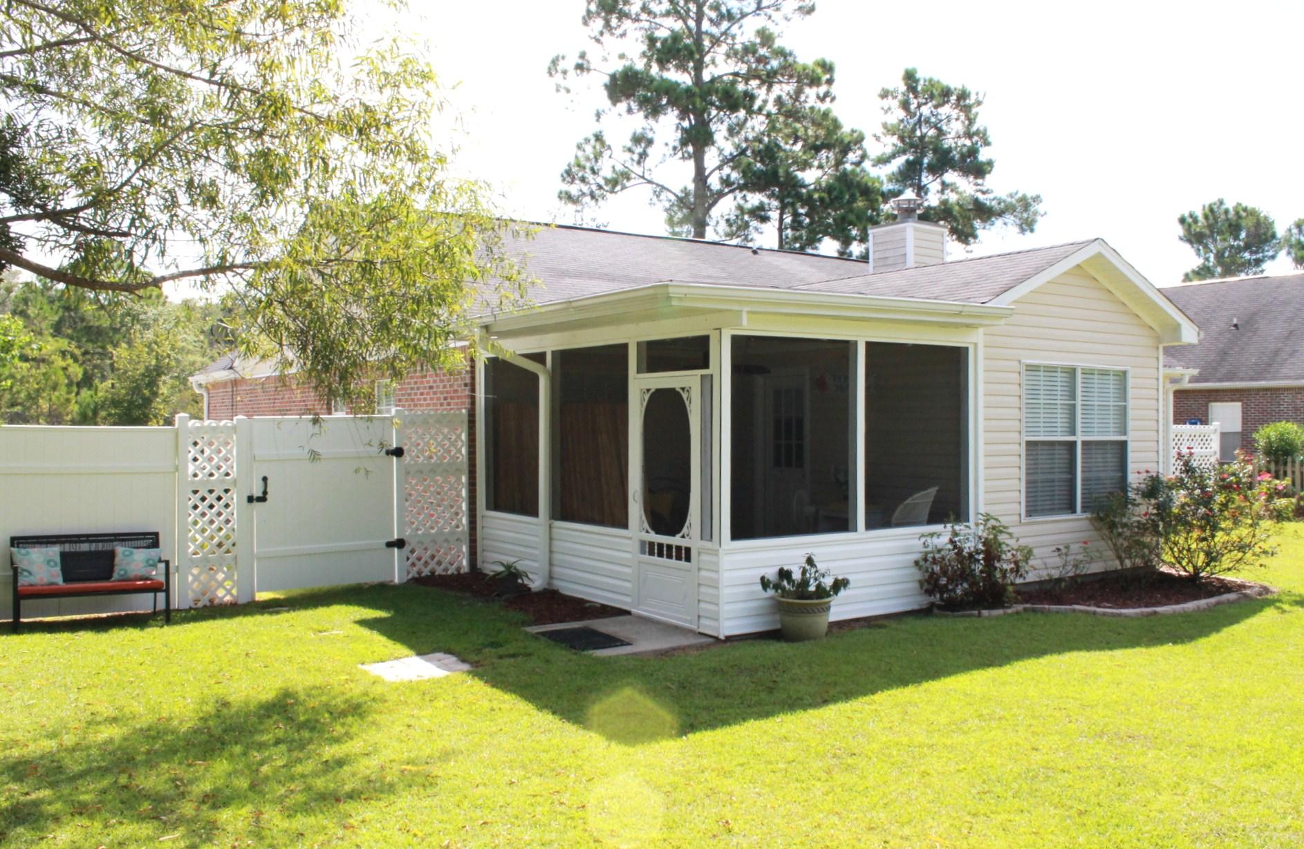 BRANDON OAKS - Residential