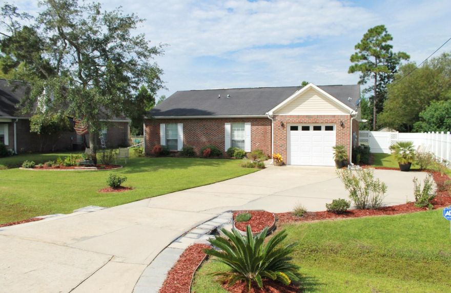 MOVE IN READY, this IMMACULATE 3 Bedroom 2 Bath home in the highly desired Brandon Oaks subdivision. This home has a fantastic open floor plan with vaulted ceilings, Formal Dining, Bonus Room, Screened in Porch,, Nice Kitchen with oak cabinets and plenty of counter space, Tile and Carpeted Floors, Gas Fire Place, Large Back Yard with a Privacy Fence. The one car garage has plenty of space for storage. The seller has added the screened in porch, upgraded the light fixtures and sprinkler system and expanded the driveway for additional parking. There is a Termite Bond on the home that is good through August 2017. There is an assumable VA Loan on the home.Note: The refrigerator in the kitchen does not convey, but the one is the garage does convey.