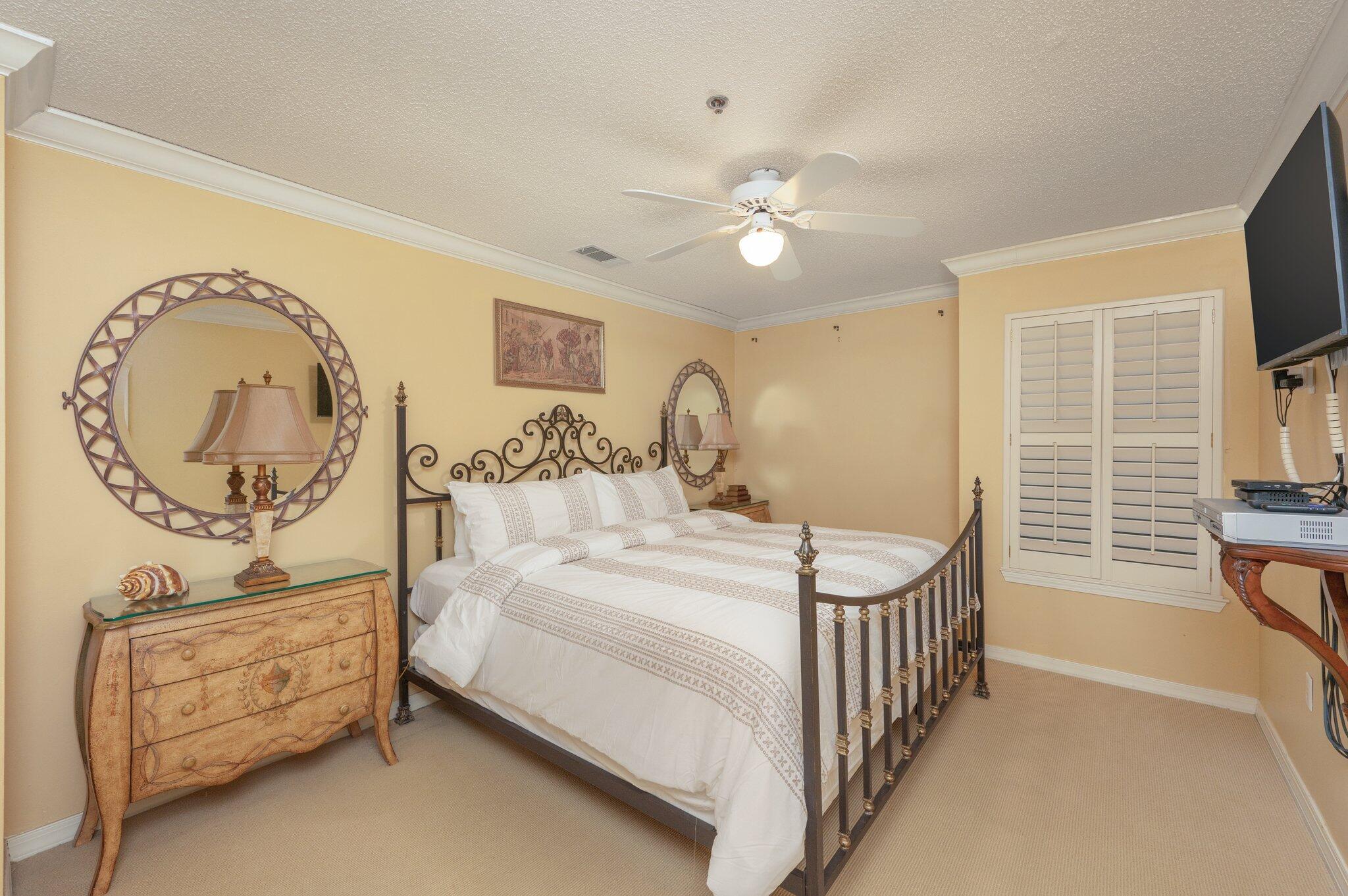 GULF PLACE CARIBBEAN - Residential
