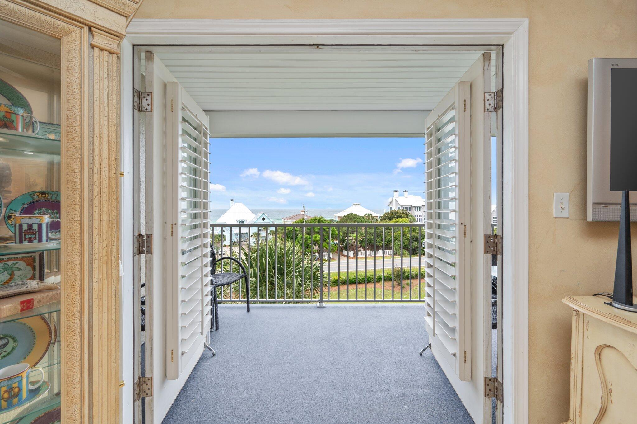 GULF PLACE CARIBBEAN - Residential