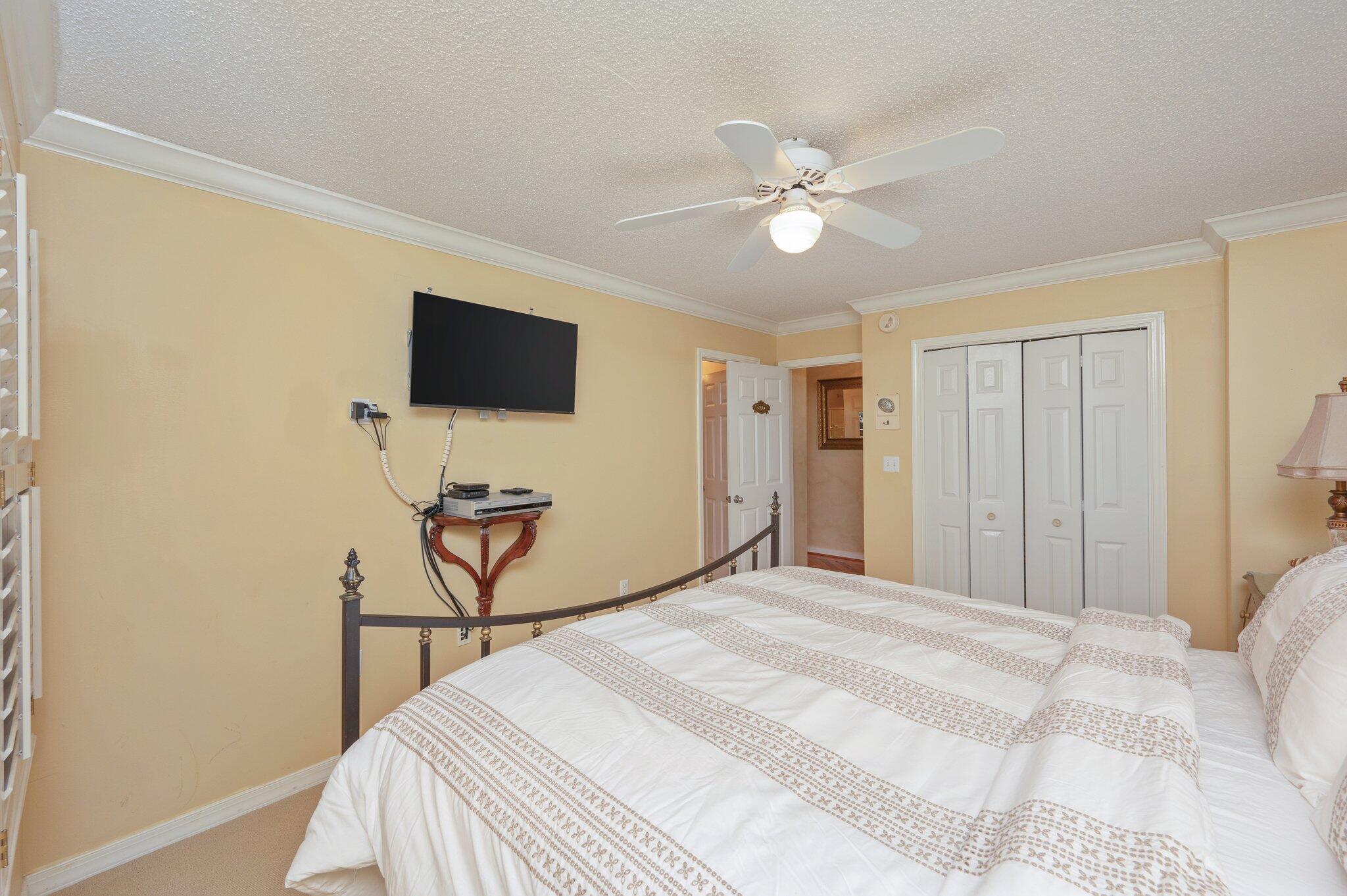 GULF PLACE CARIBBEAN - Residential