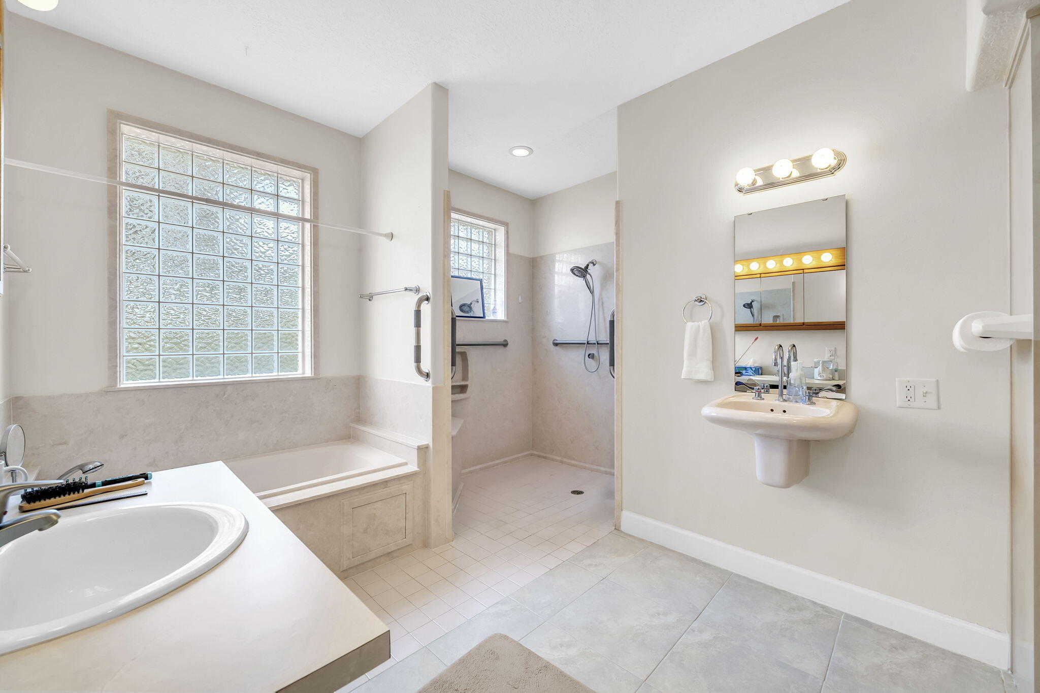 Twin Bay Estates - Residential