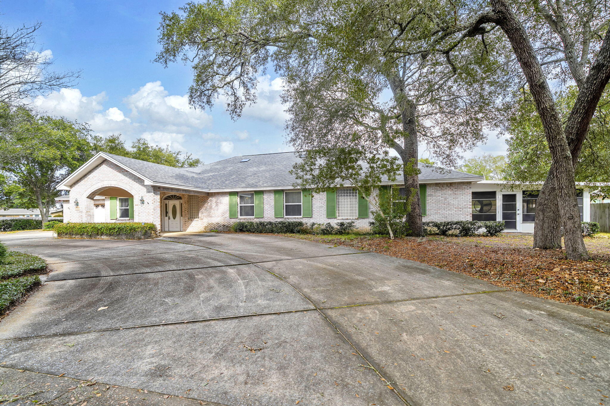 Twin Bay Estates - Residential