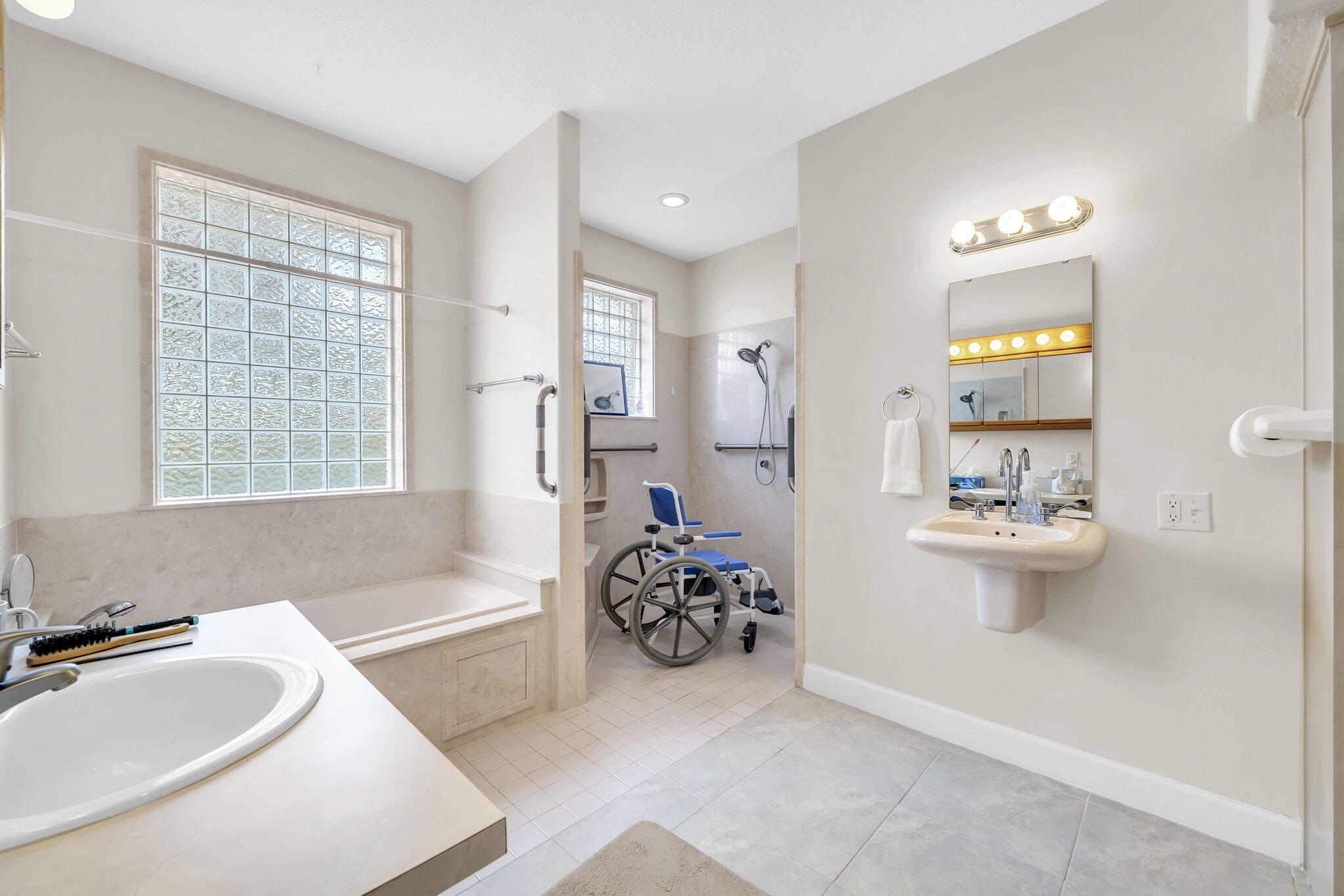 Twin Bay Estates - Residential