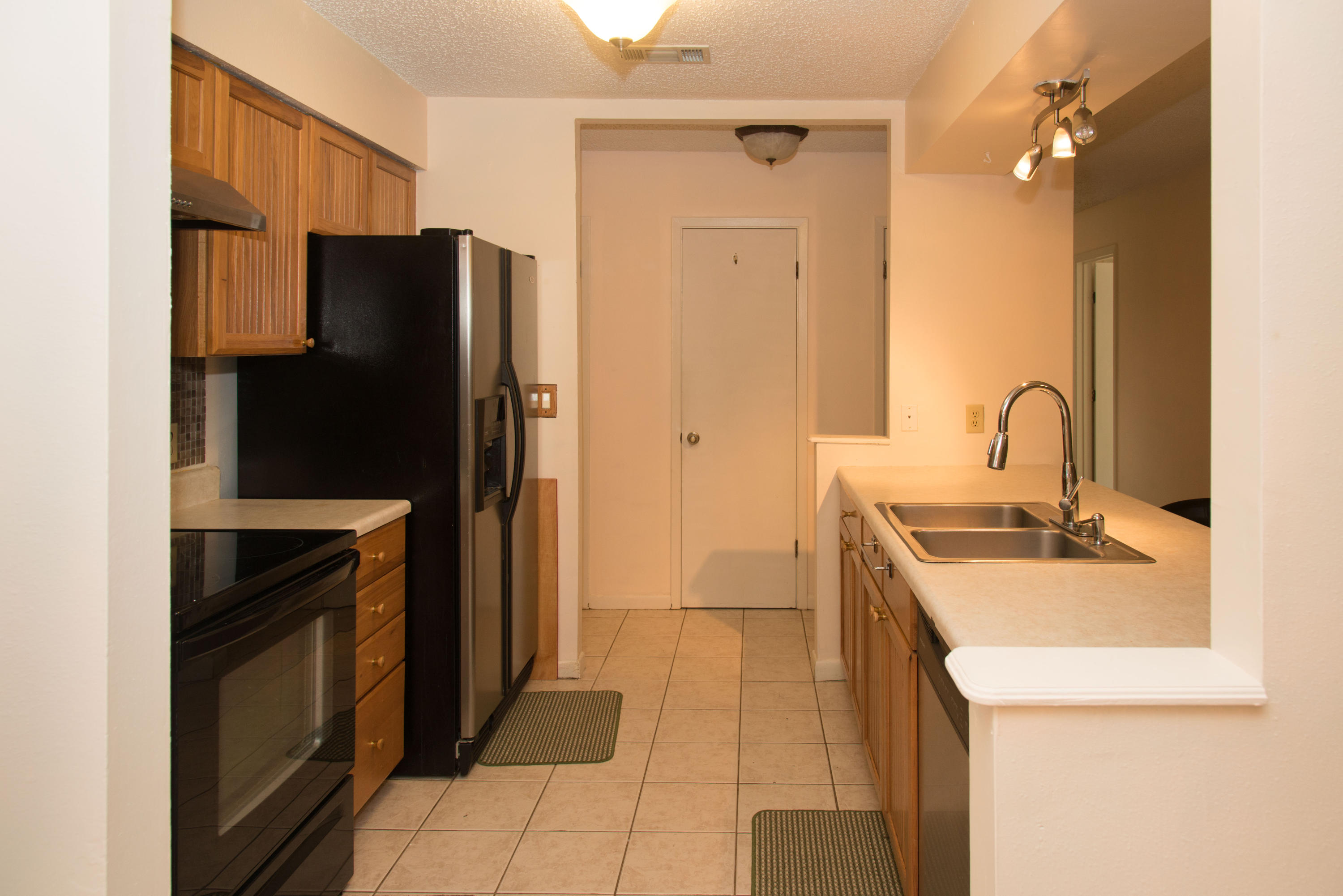 FOREST MANOR 2ND ADDN - Residential Lease