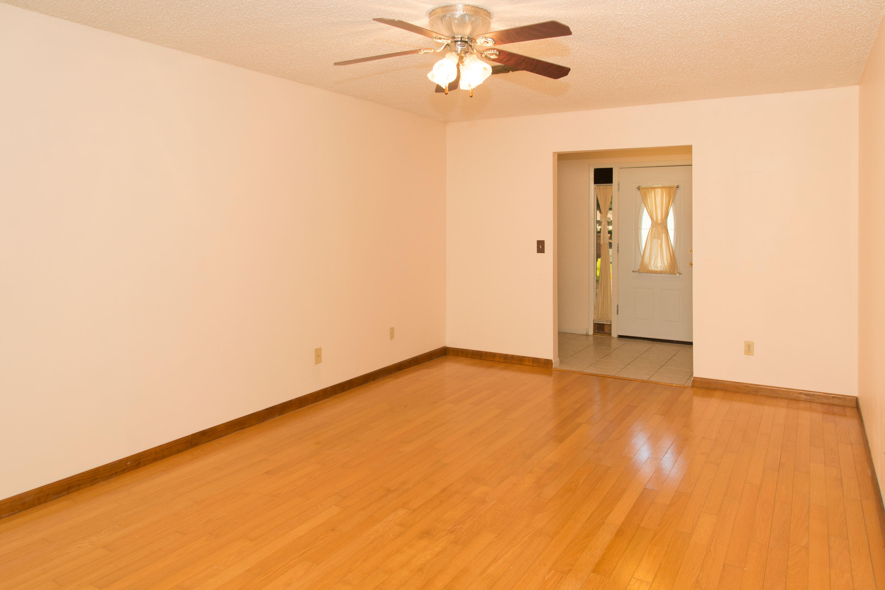 FOREST MANOR 2ND ADDN - Residential Lease