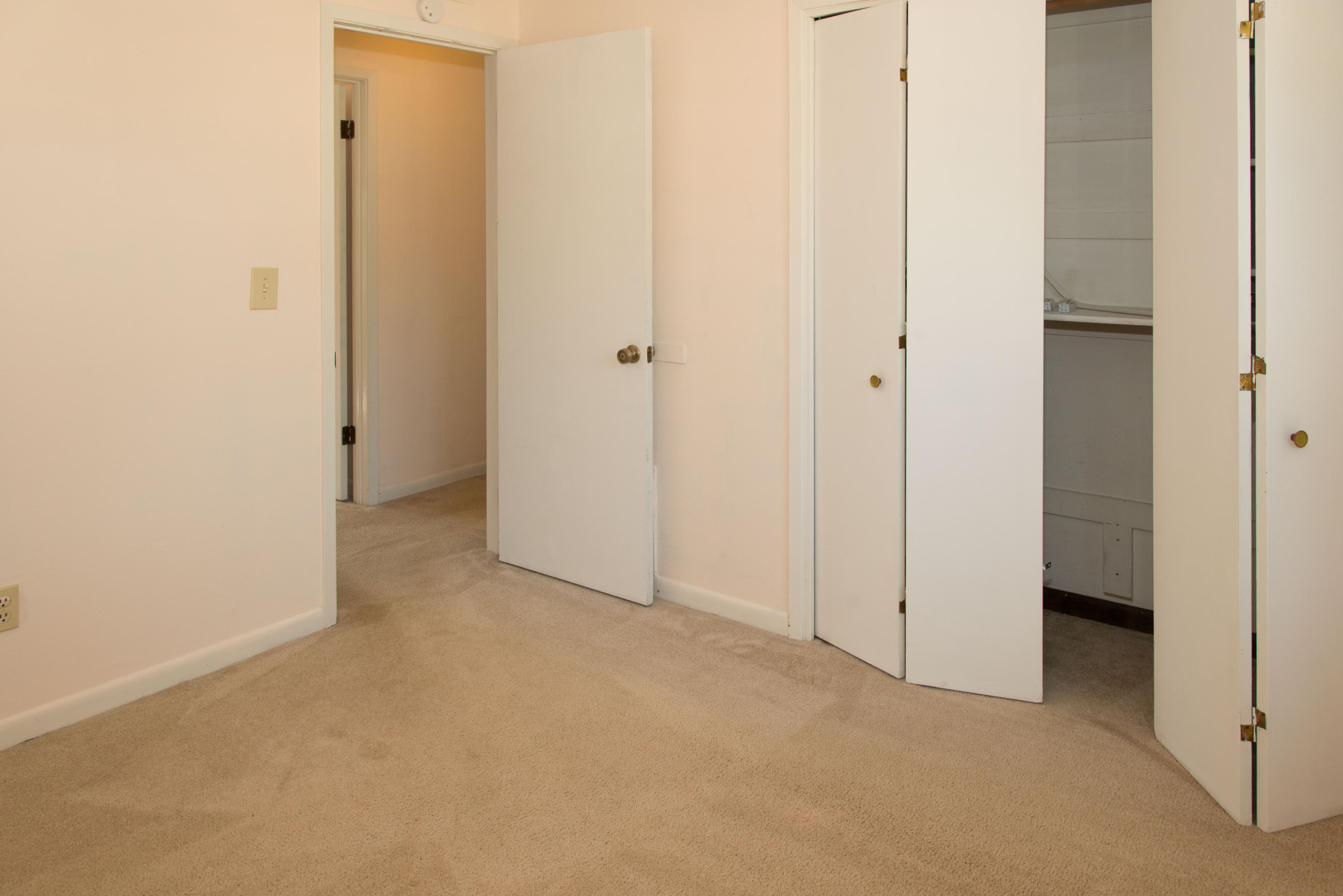 FOREST MANOR 2ND ADDN - Residential Lease