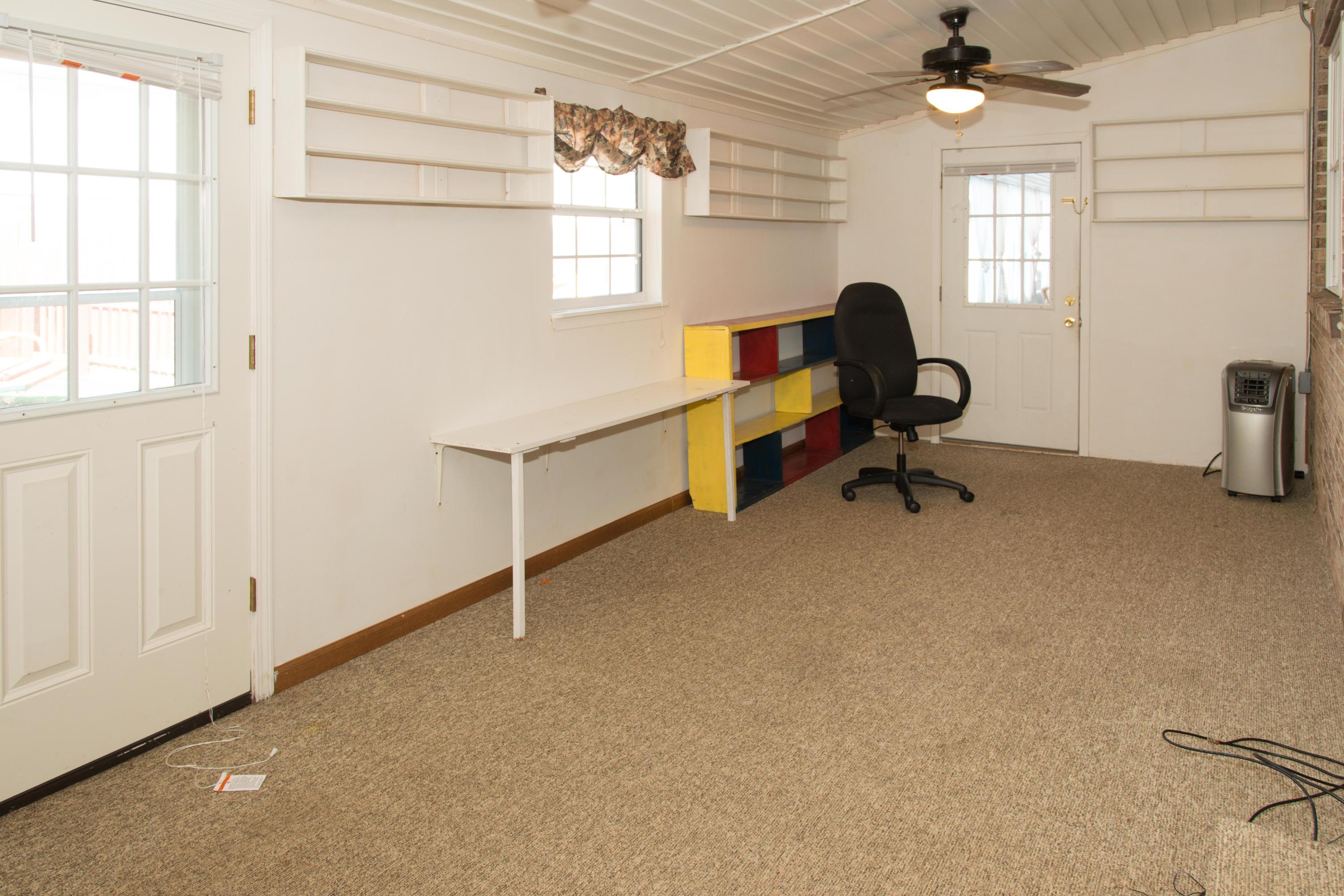 FOREST MANOR 2ND ADDN - Residential Lease