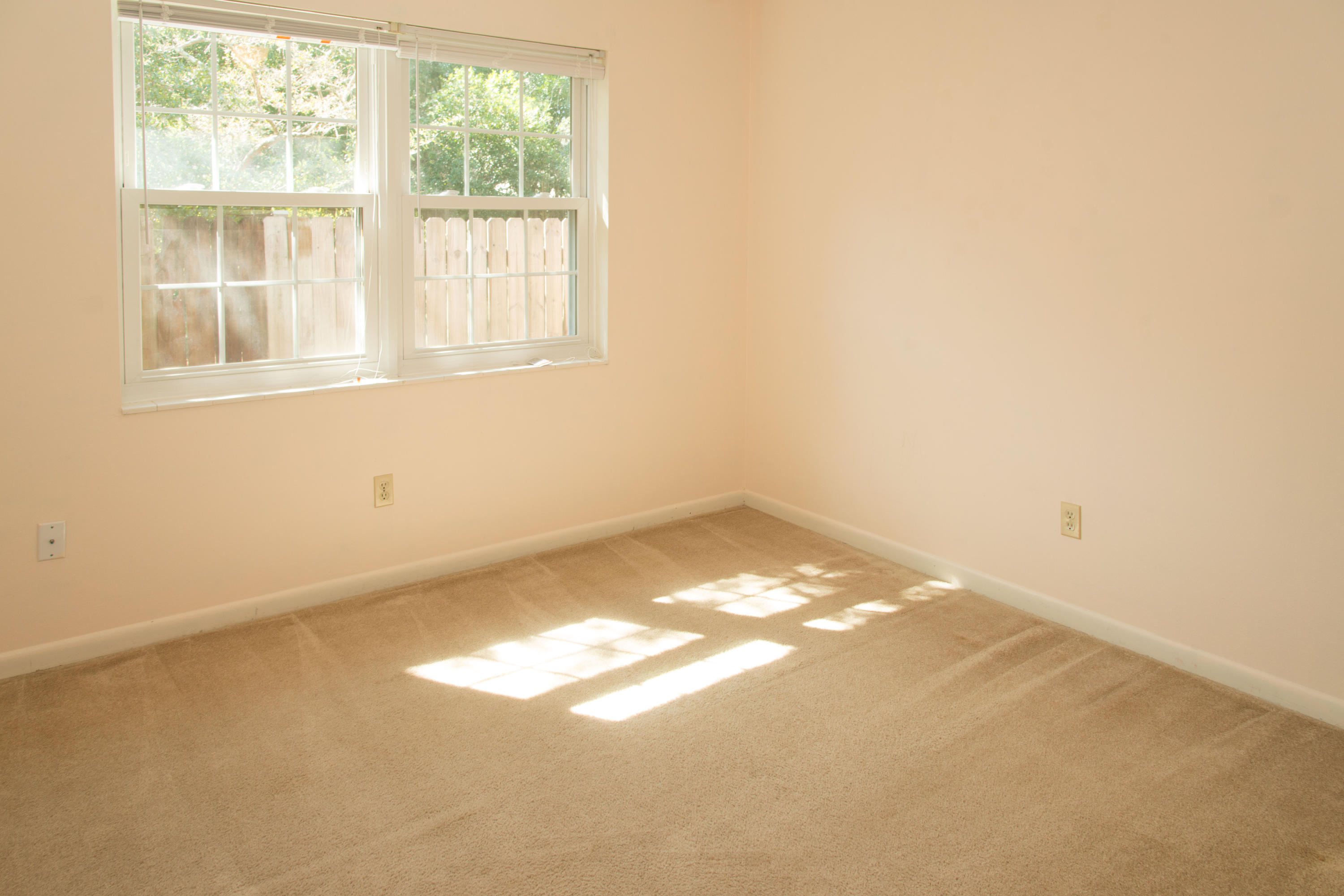 FOREST MANOR 2ND ADDN - Residential Lease