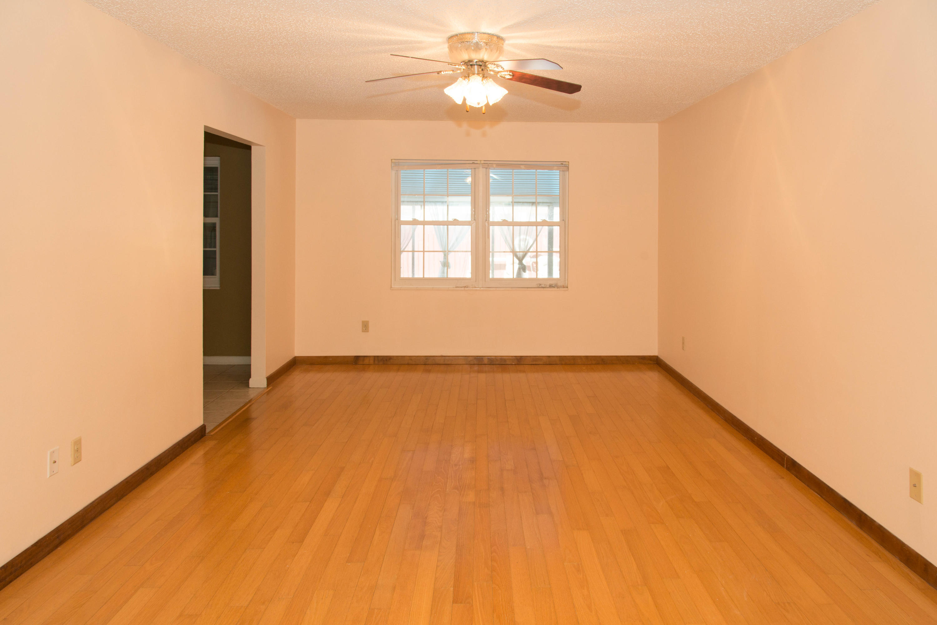 FOREST MANOR 2ND ADDN - Residential Lease