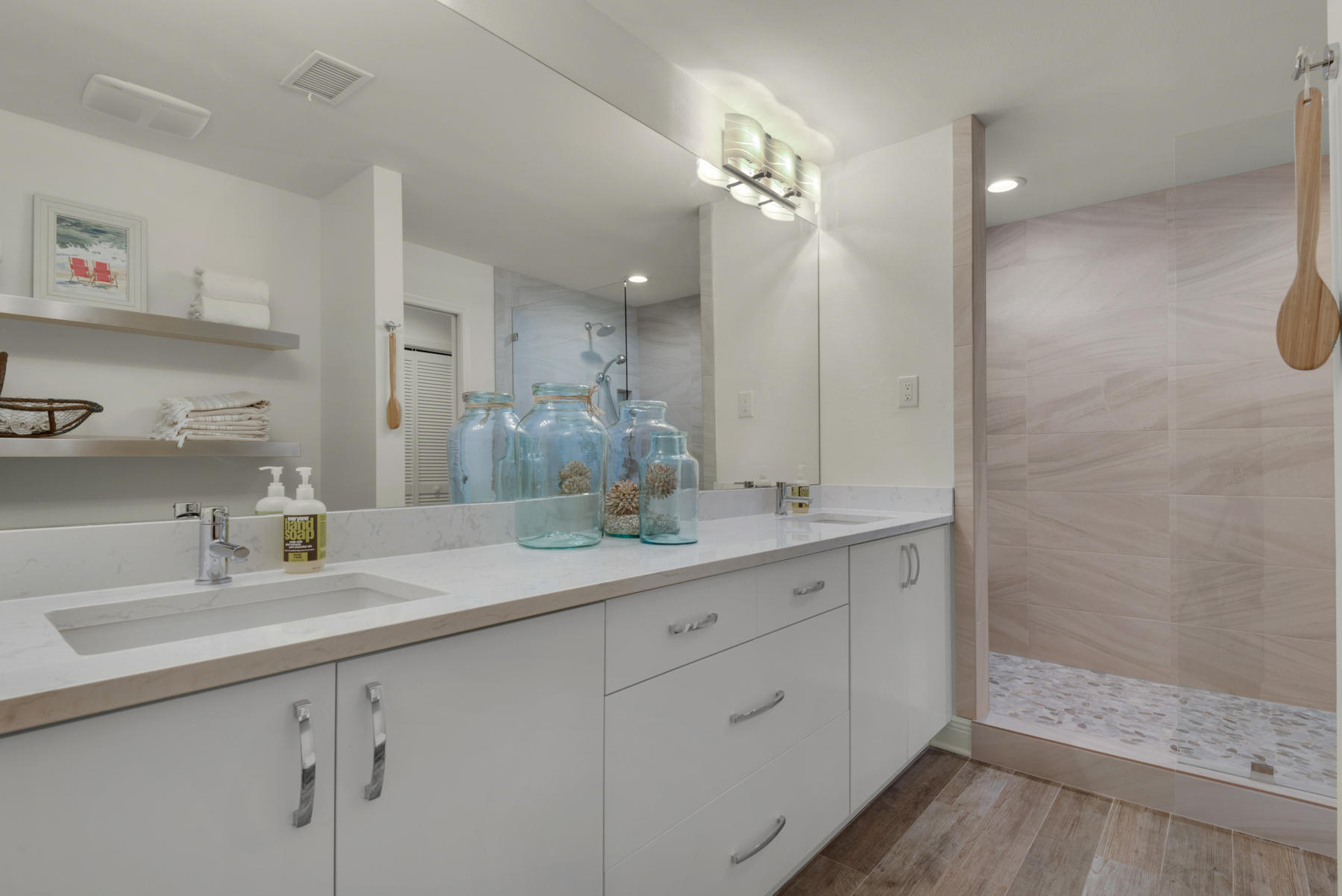 Compass Rose - Residential