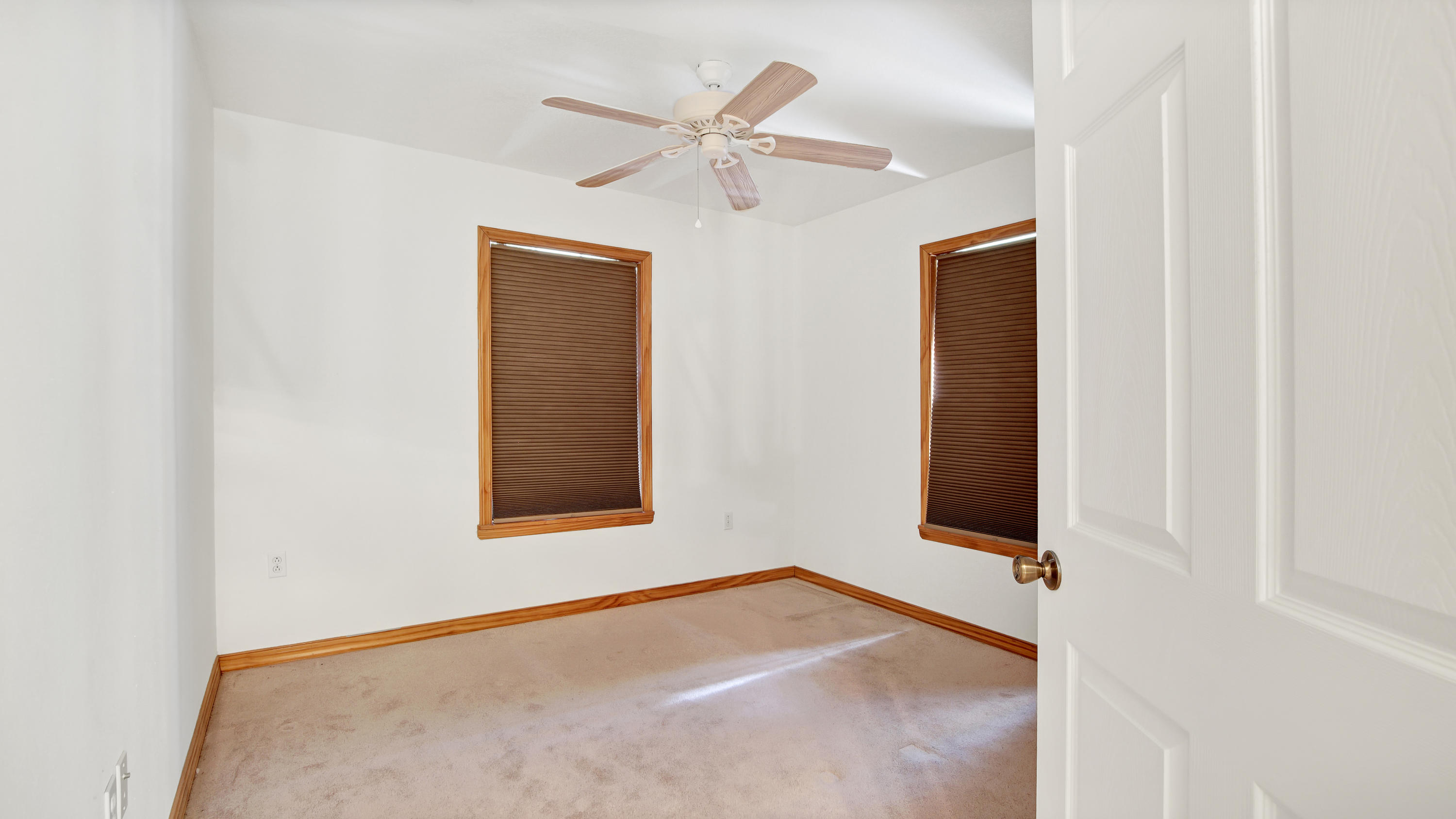 Gentleman's Cattle Ranch - Farm