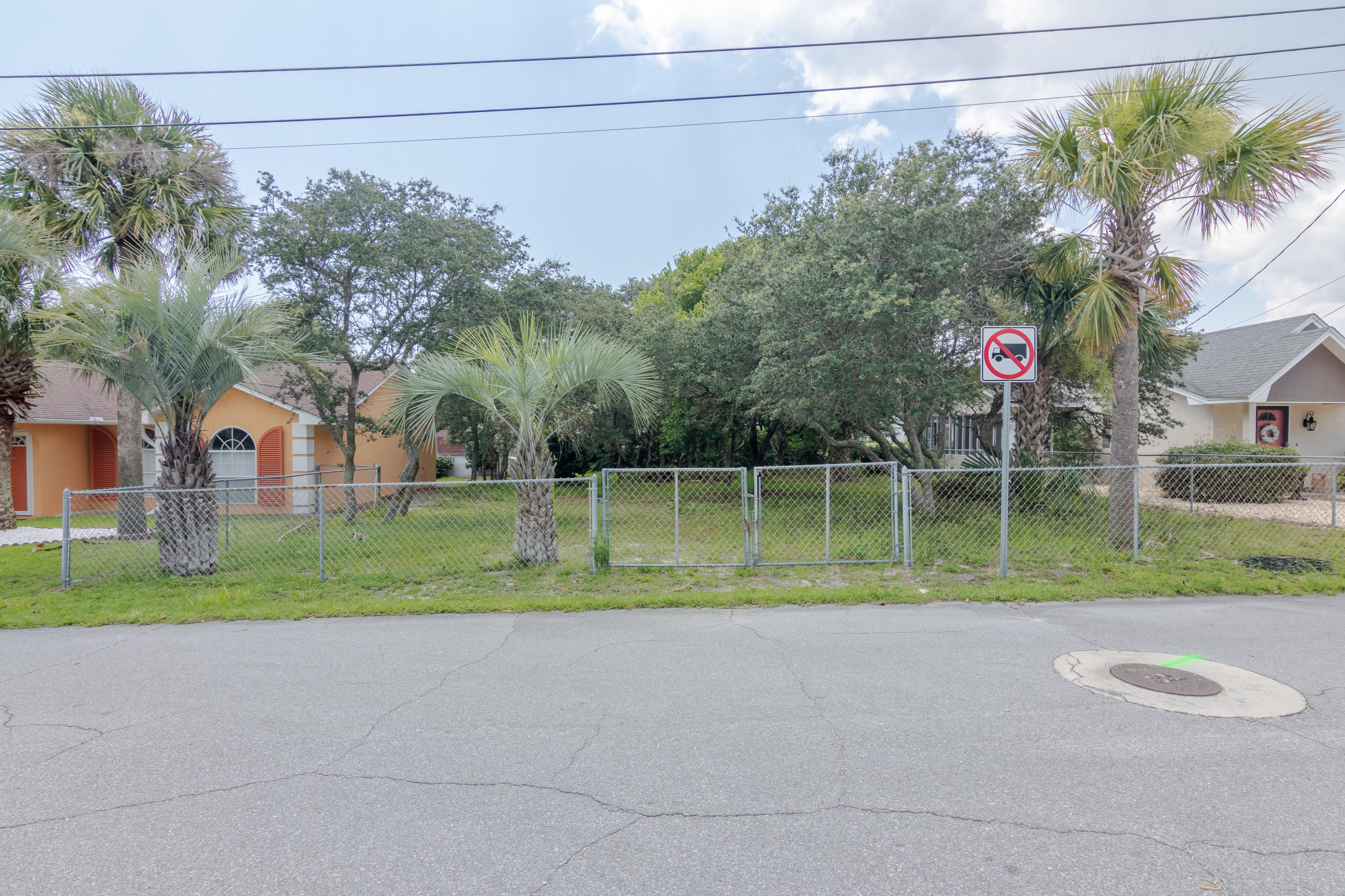 SEAKOVE HEIGHTS - Land