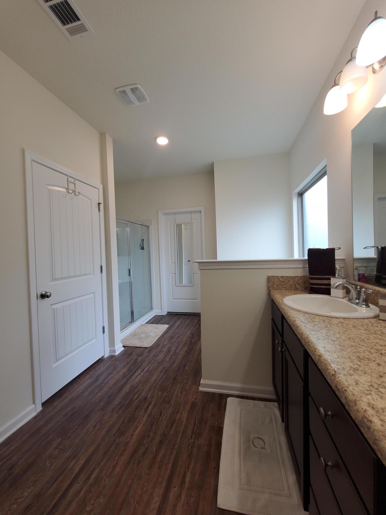 Redstone Commons - Residential Lease