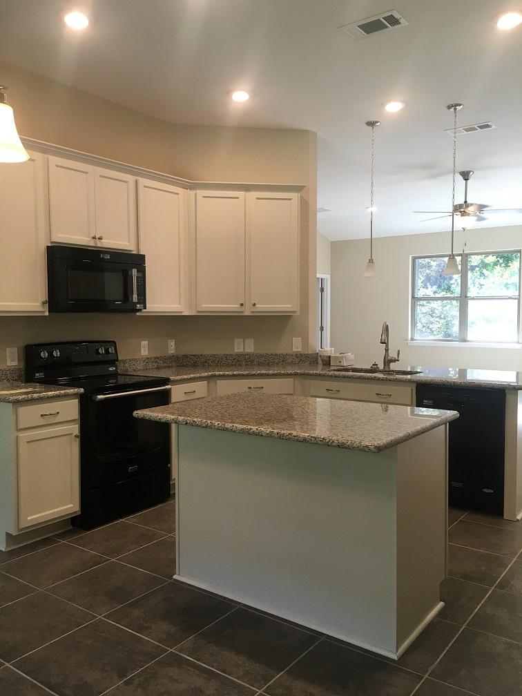 HOLLEY BY THE SEA - Residential