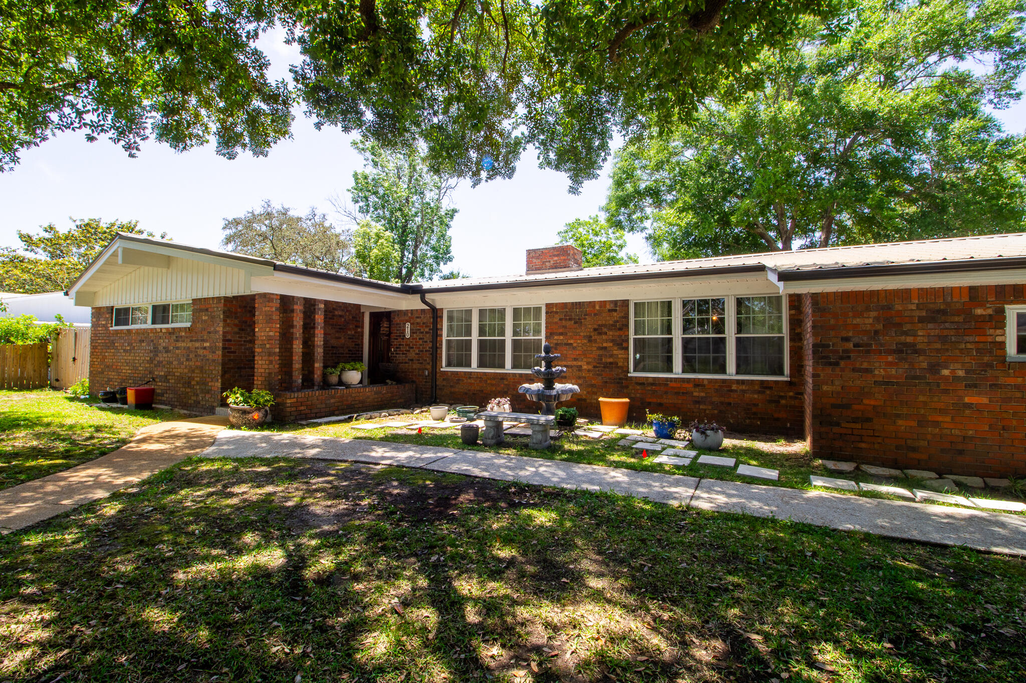 BAYOU WOODS 2ND ADDN - Residential
