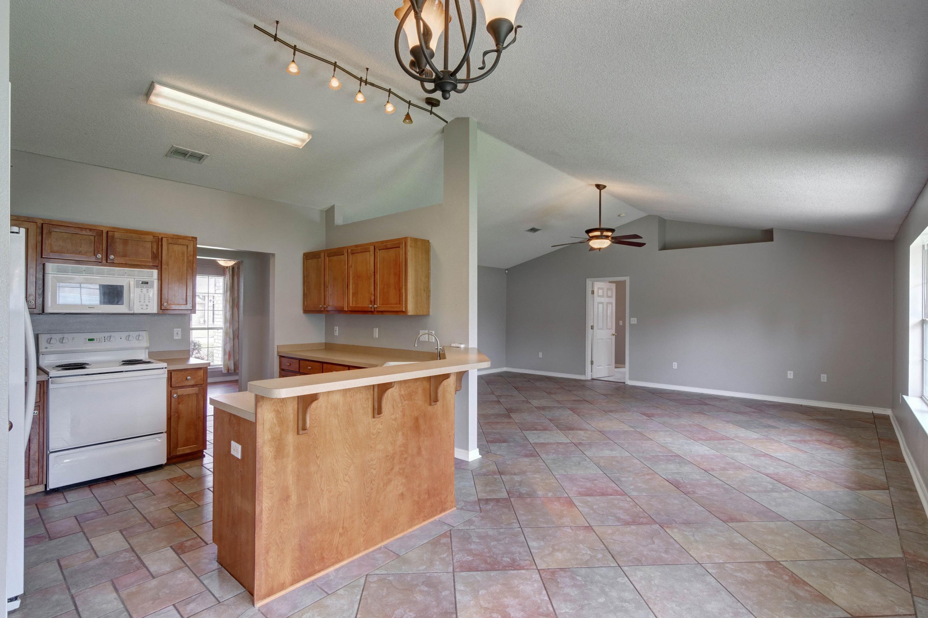 CREETWOODS - Residential