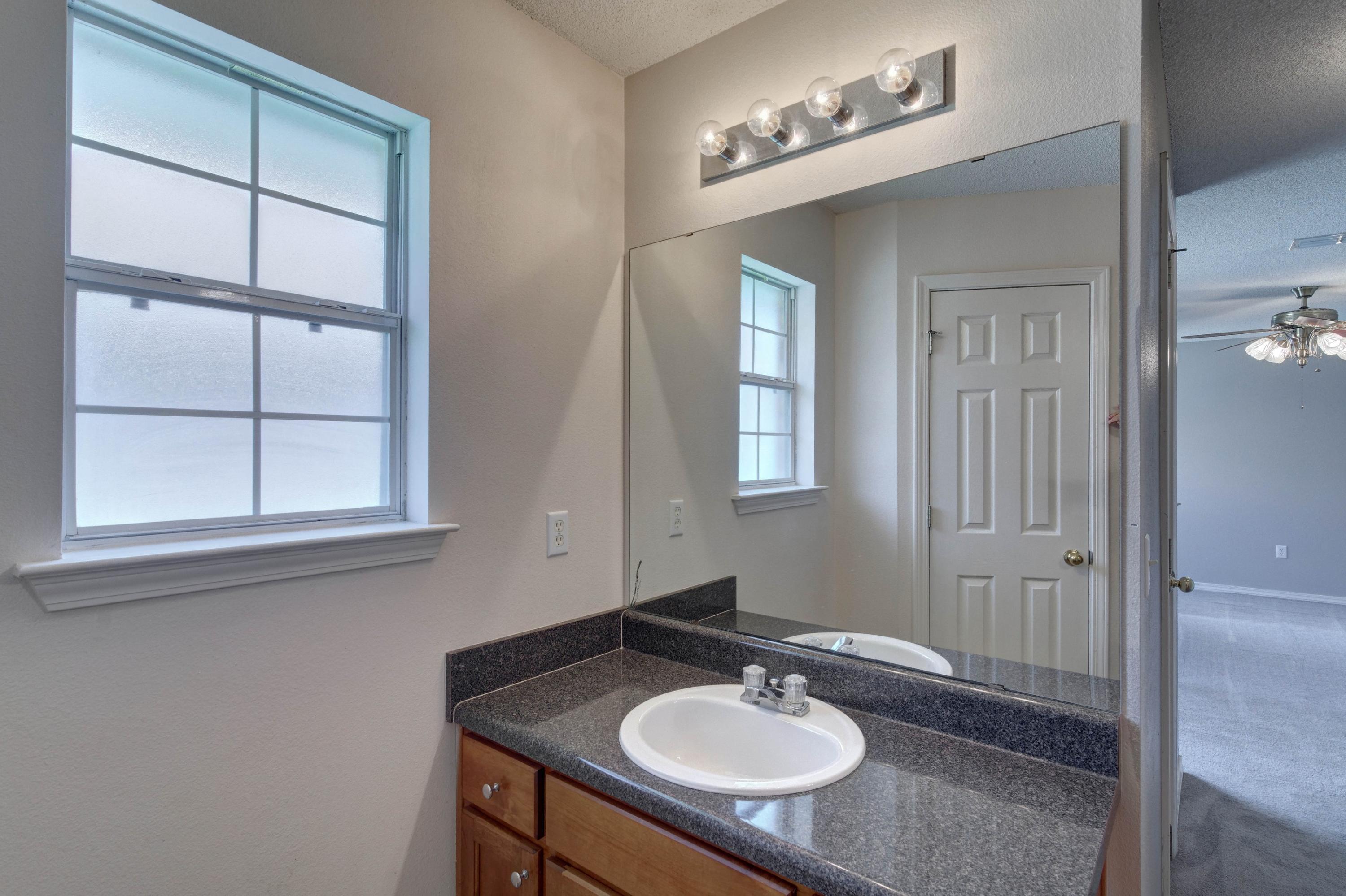 CREETWOODS - Residential