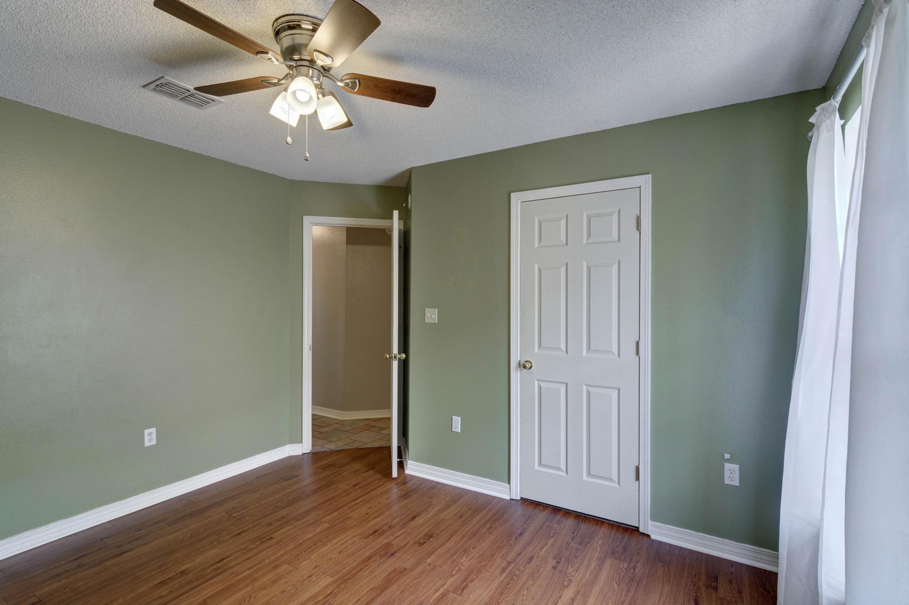 CREETWOODS - Residential