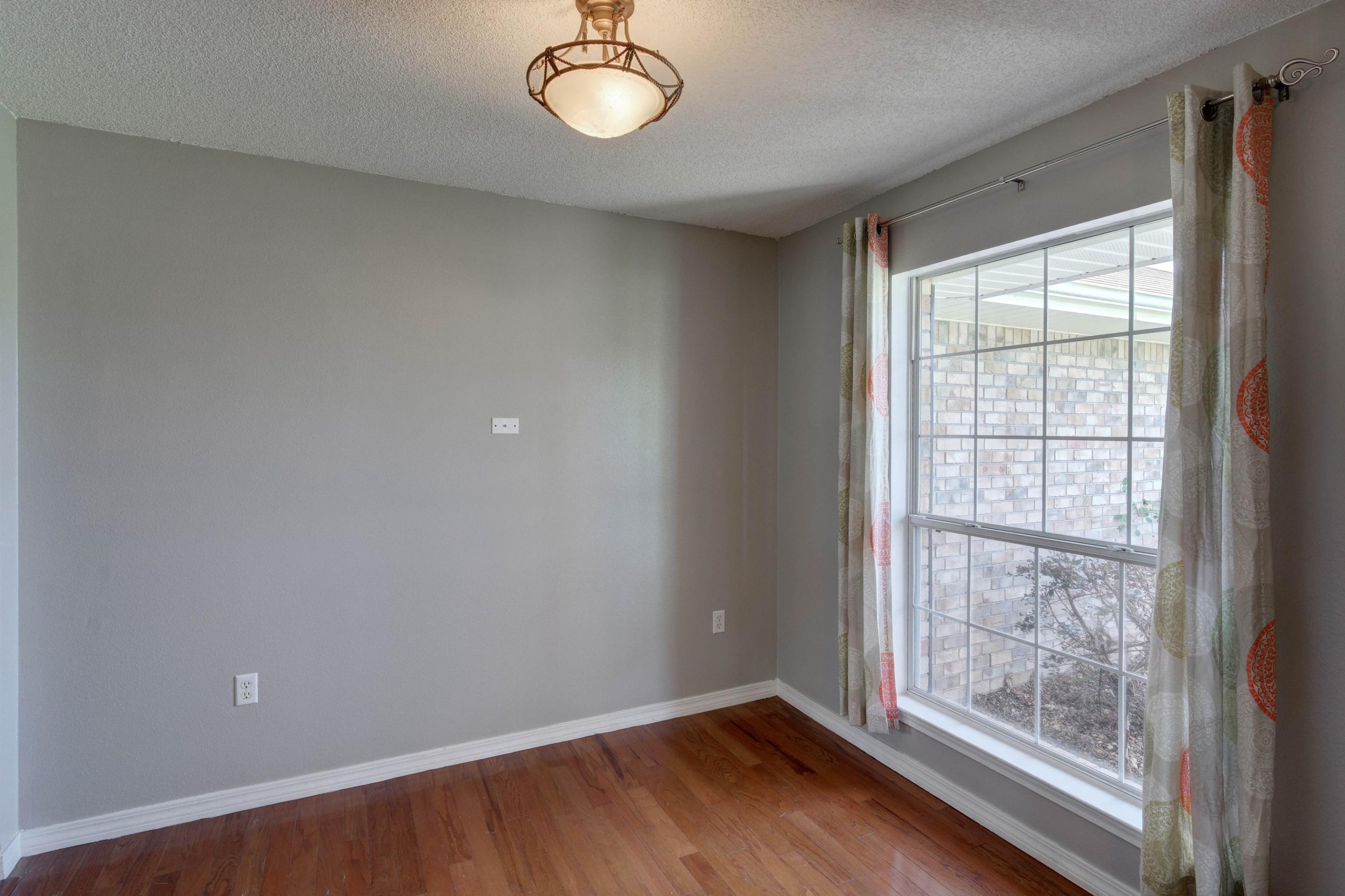 CREETWOODS - Residential