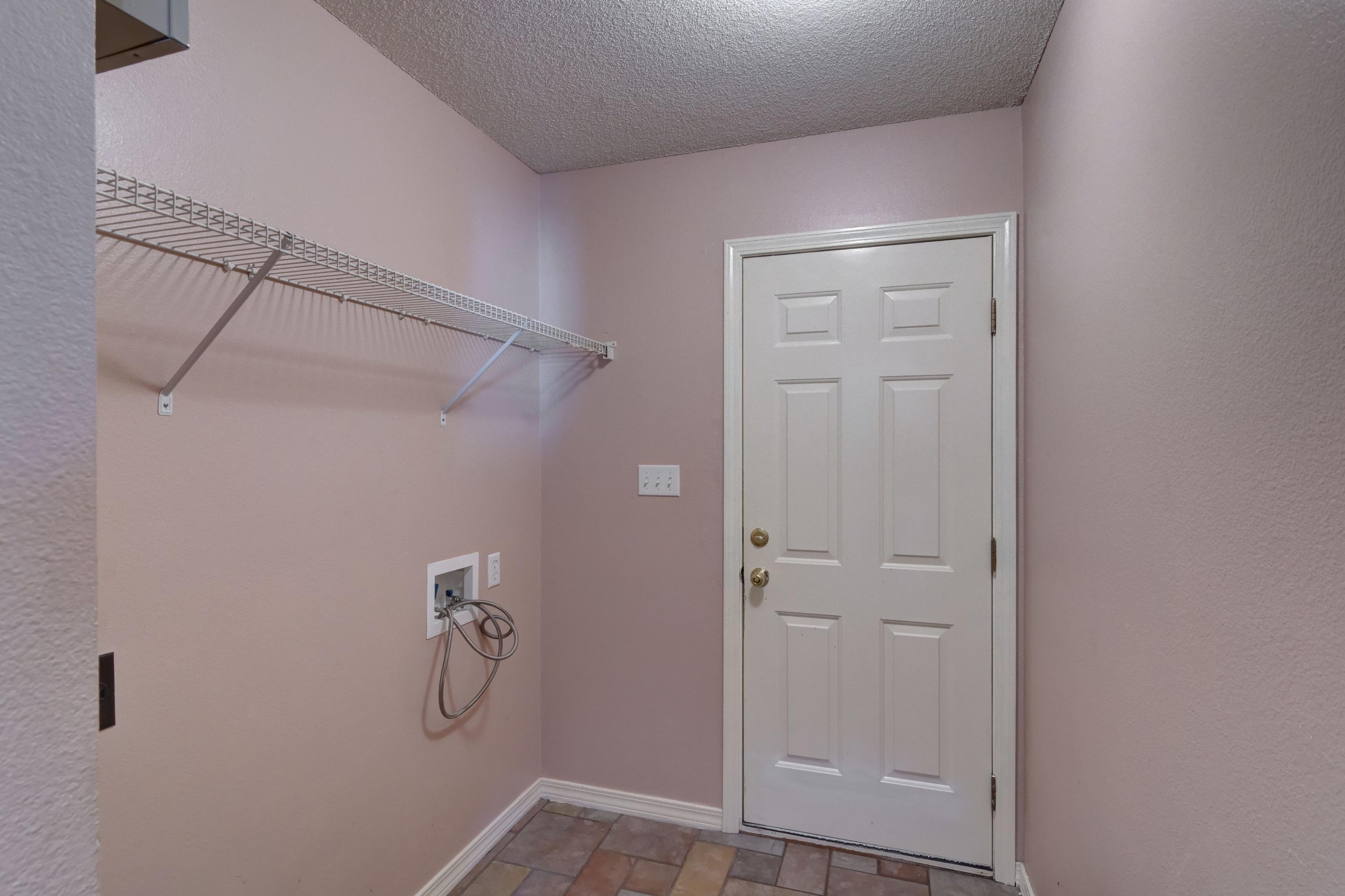 CREETWOODS - Residential