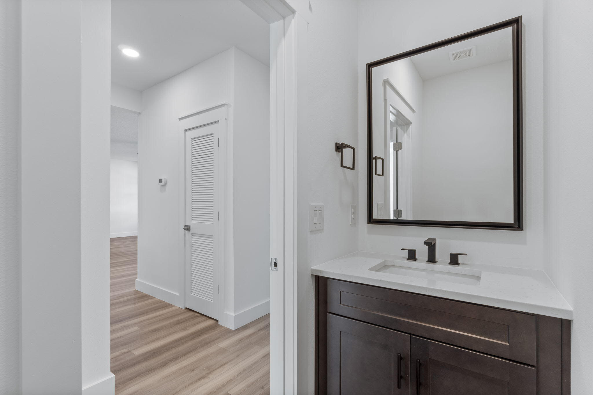 HOLLEY BY THE SEA - Residential