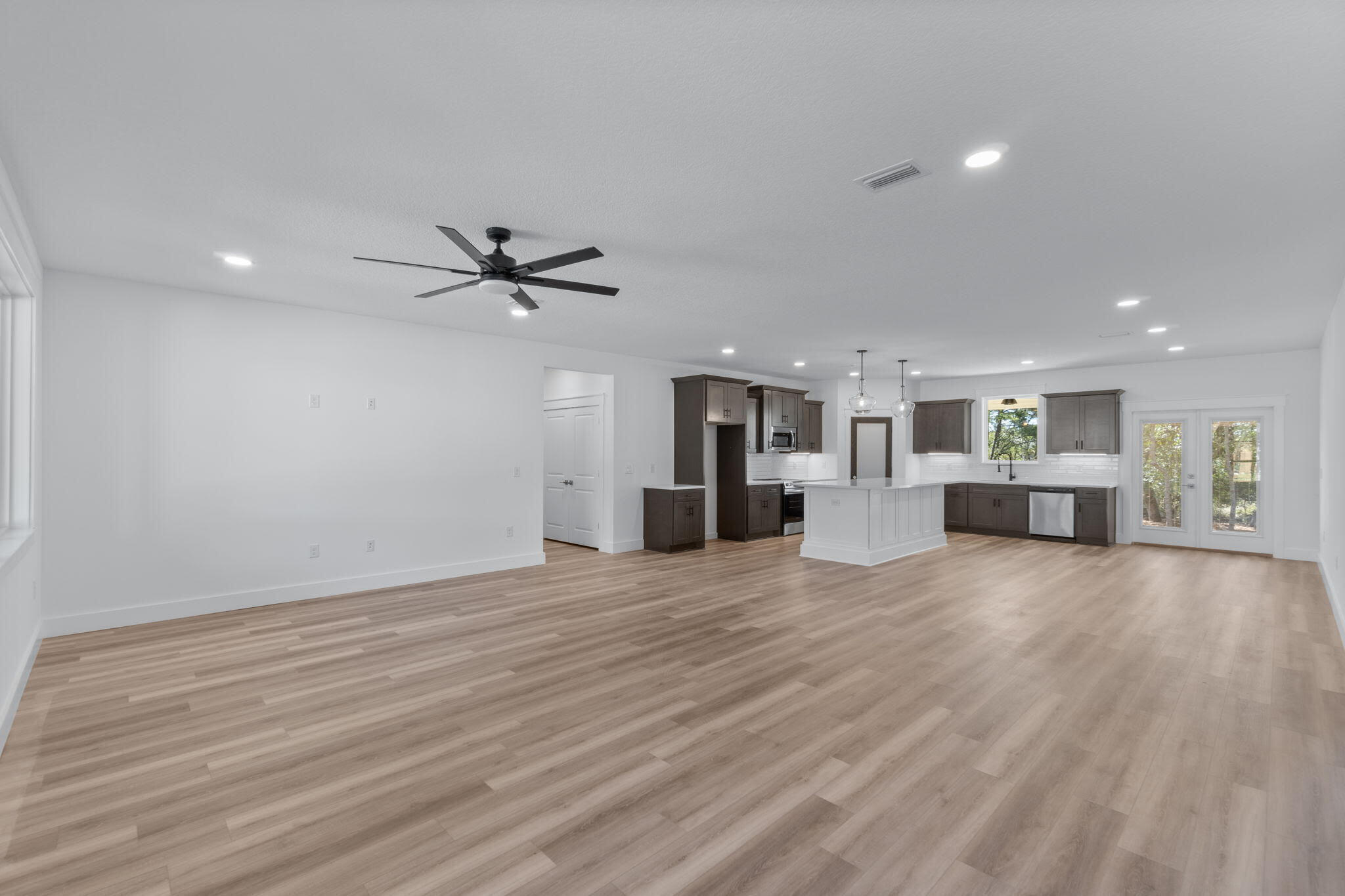 HOLLEY BY THE SEA - Residential