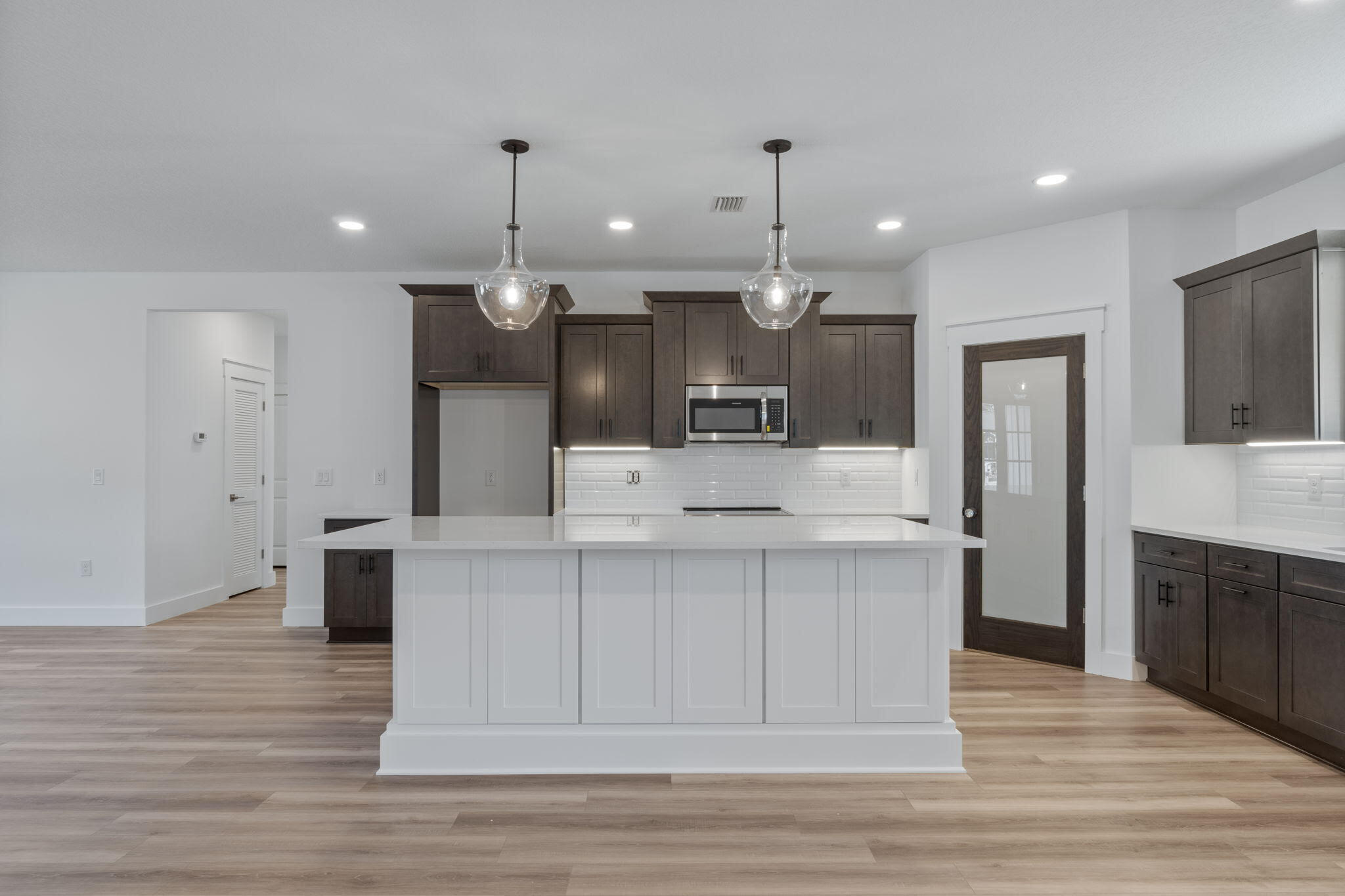 HOLLEY BY THE SEA - Residential