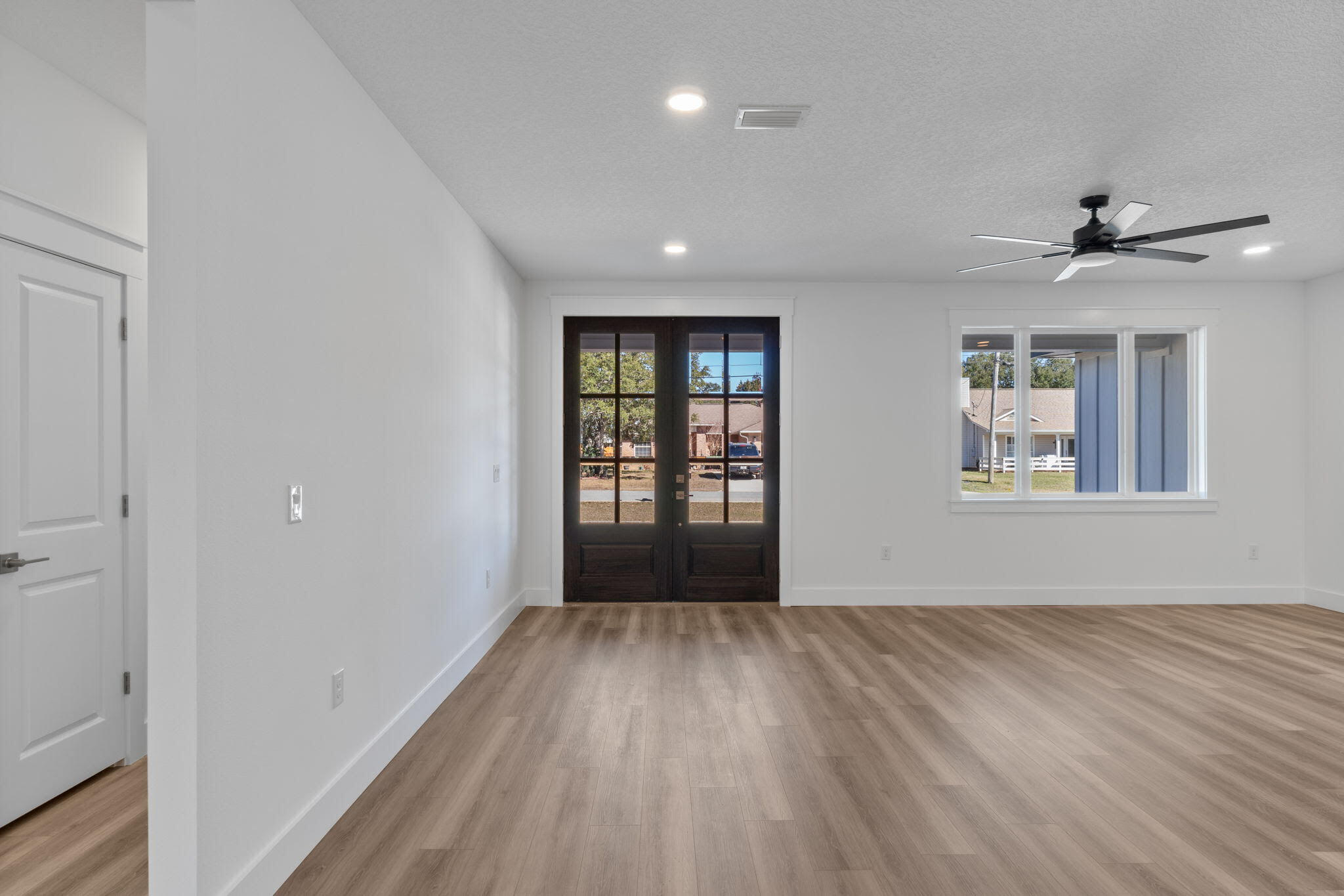 HOLLEY BY THE SEA - Residential