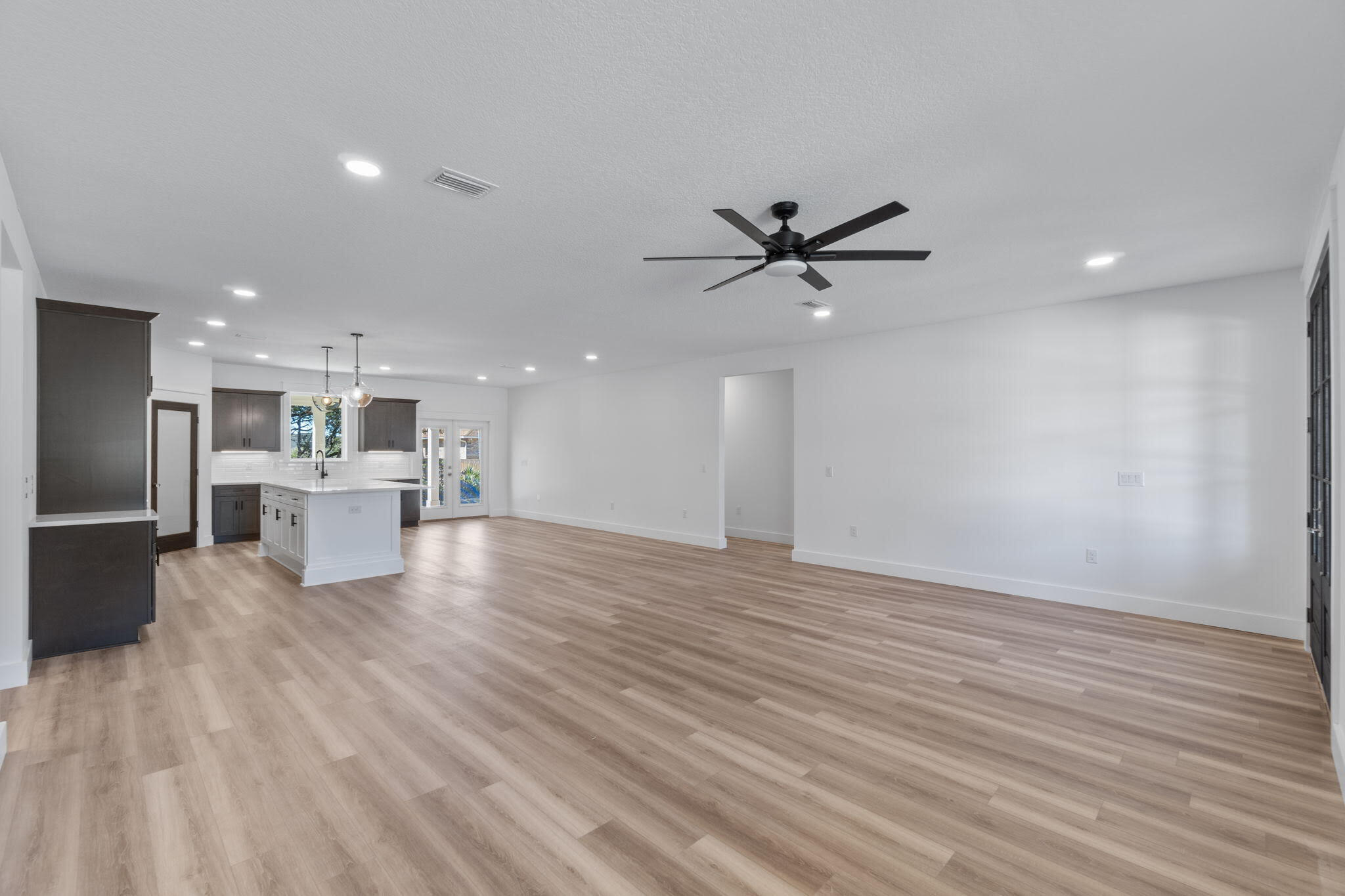 HOLLEY BY THE SEA - Residential